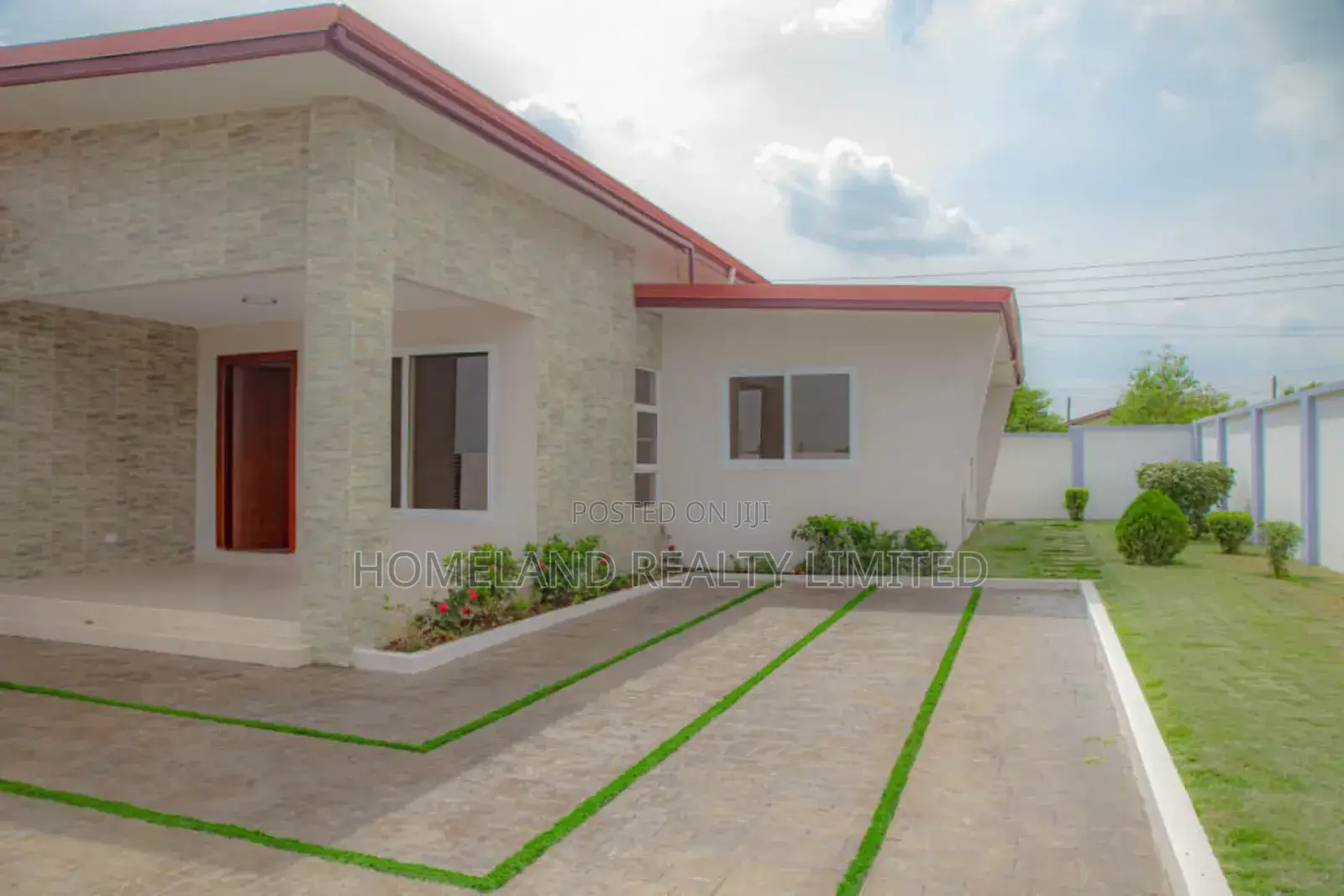 2bdrm Bungalow in Adenta Amanfrom for rent in Adenta