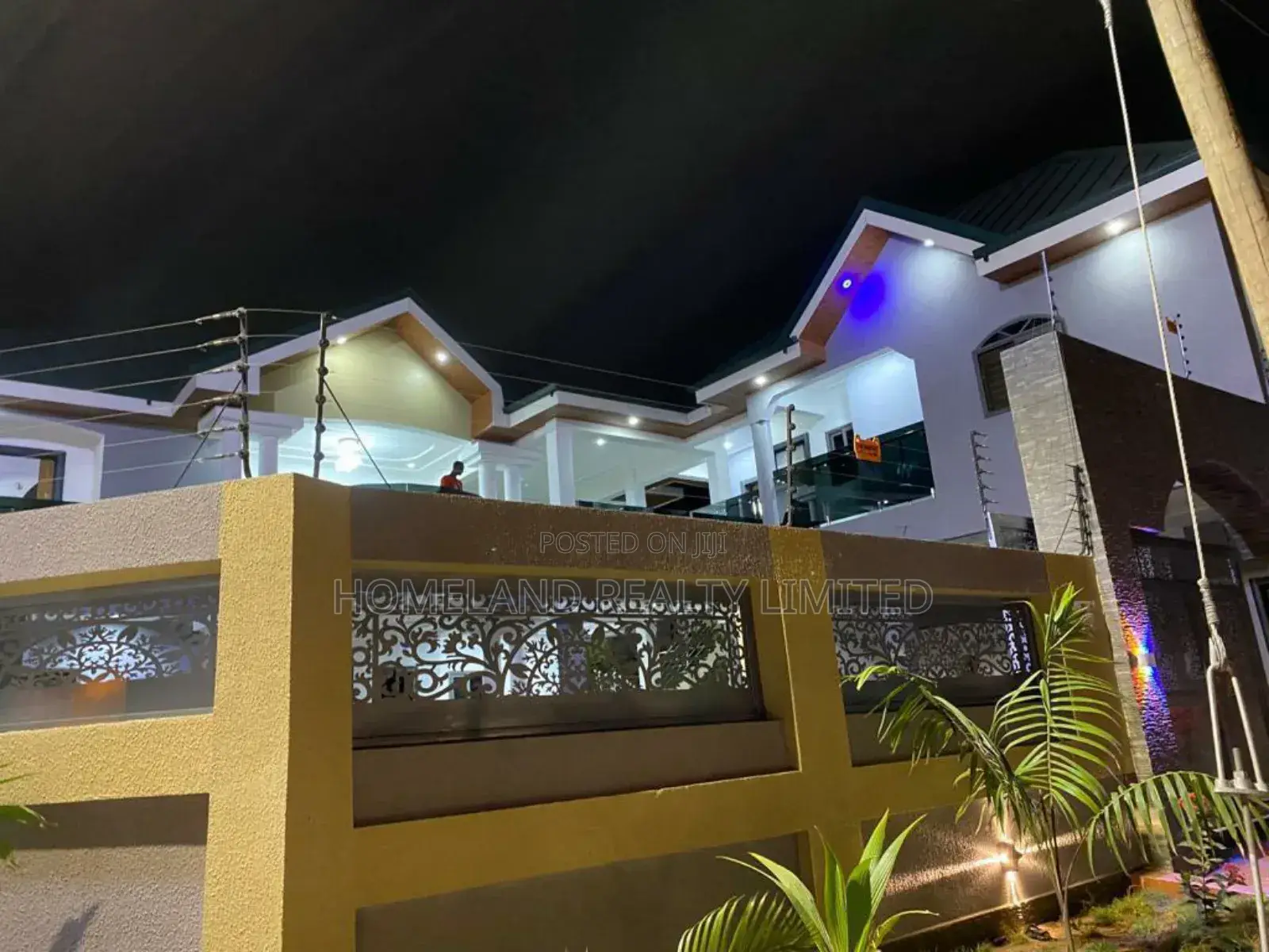 5bdrm House in Hatso Ecomog, Haatso for sale in Haatso