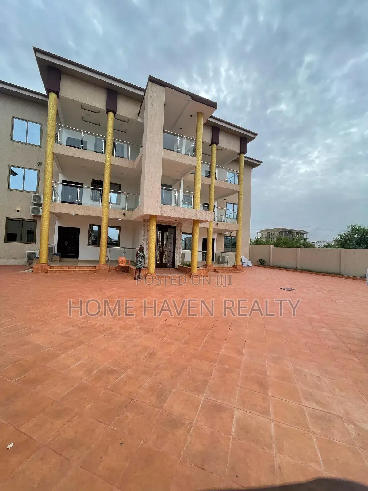 3bdrm Apartment in East Airport, Tseaddo for rent in Tseaddo