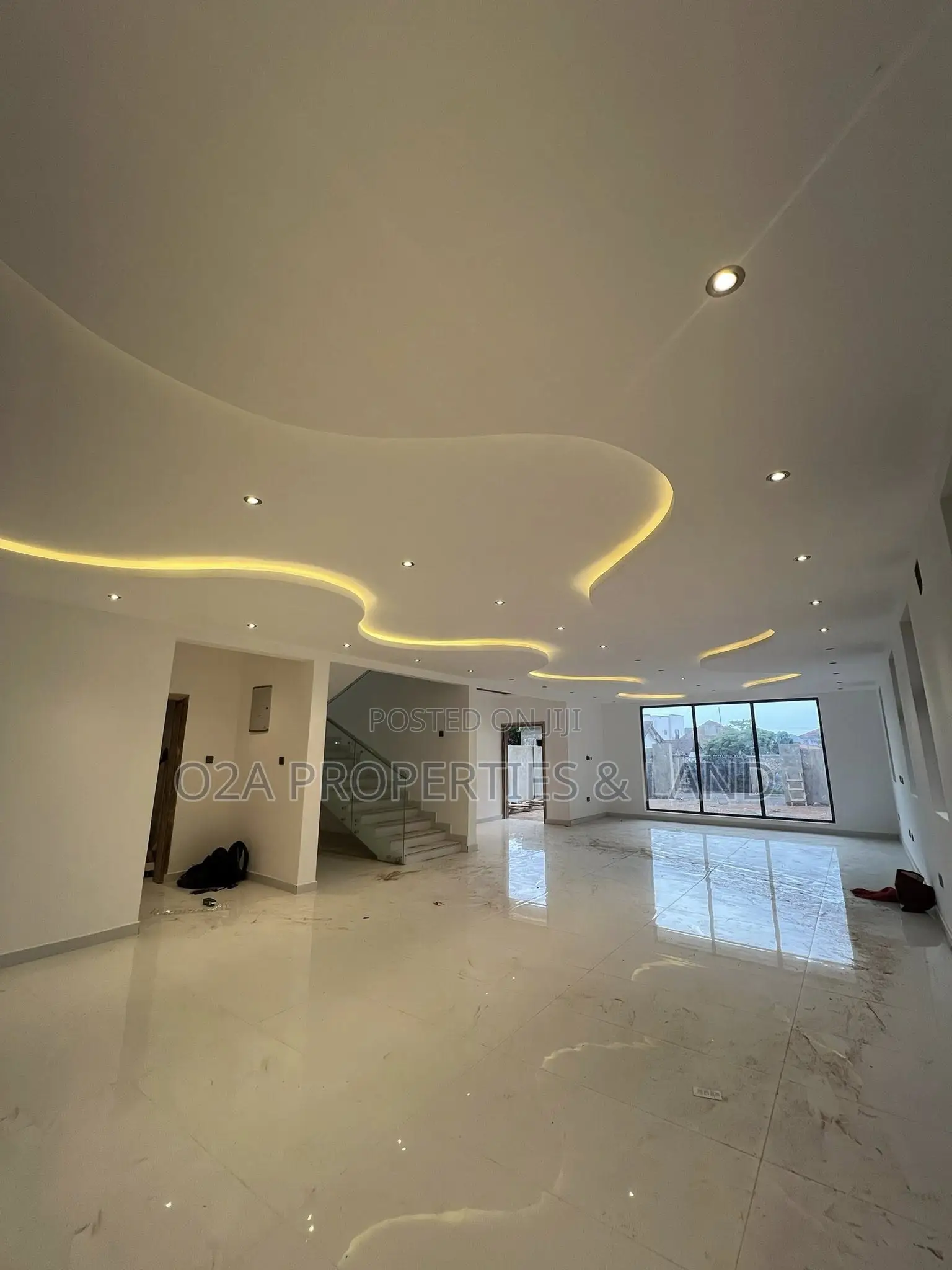 4bdrm House in Ashaley Botwe, School Junction for sale in School Junction