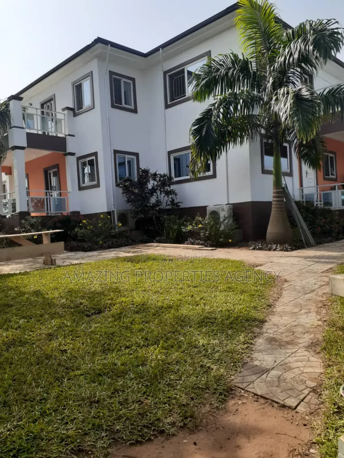 5bdrm House in Aburi for sale in Aburi