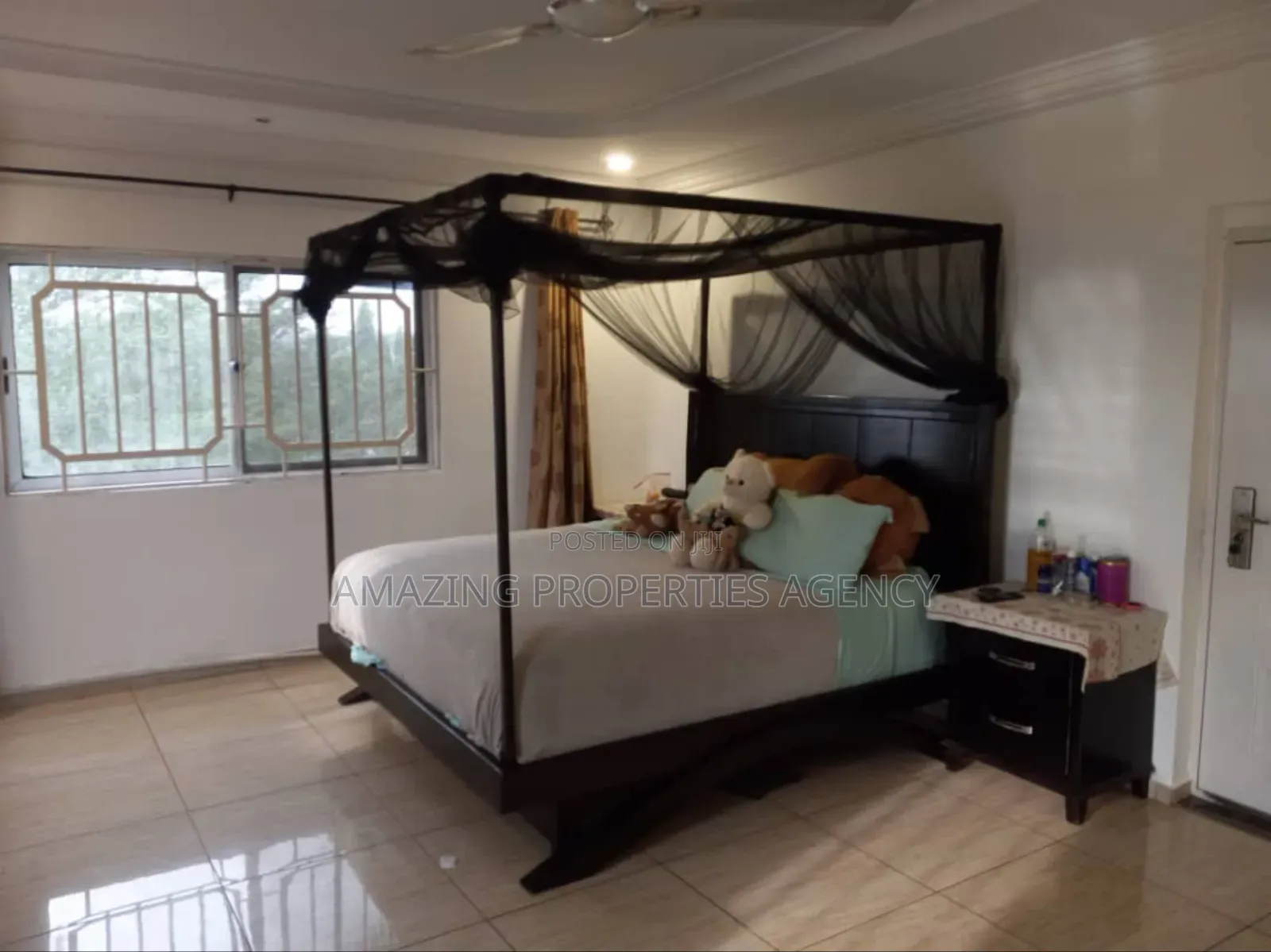 5bdrm House in Aburi for sale in Aburi