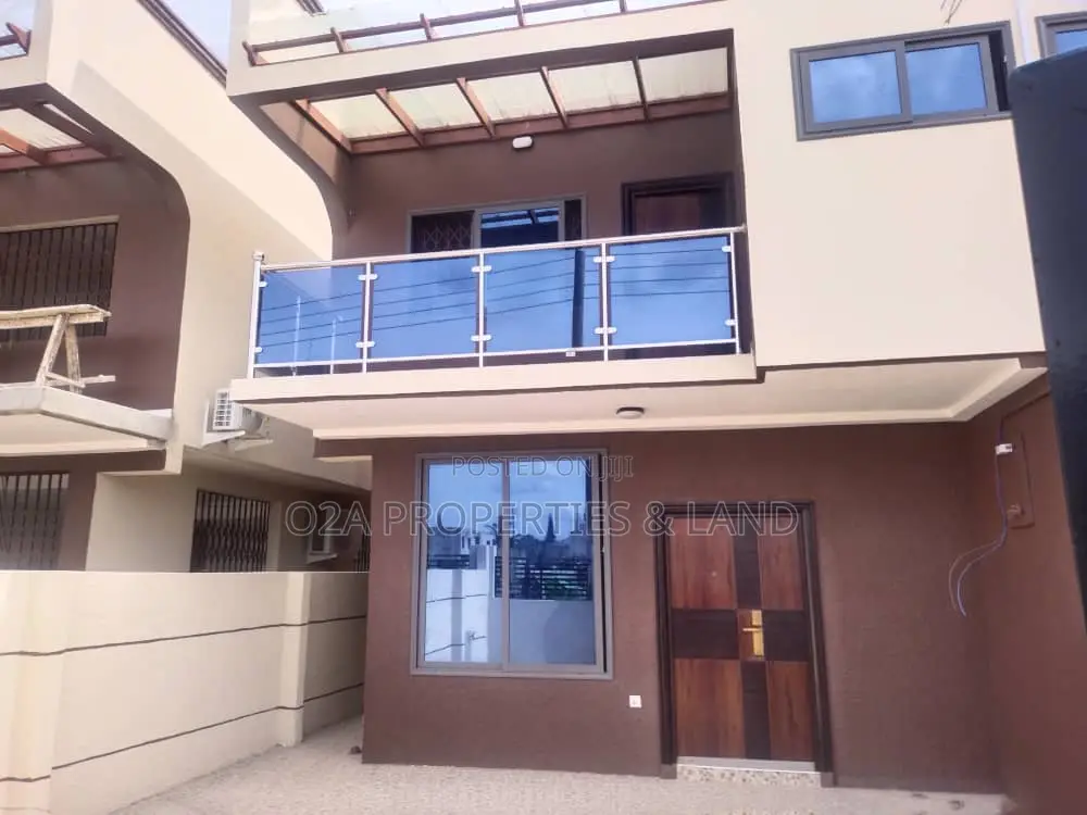 3bdrm House in Oyarifa, Ghana Flag for rent in Ghana Flag