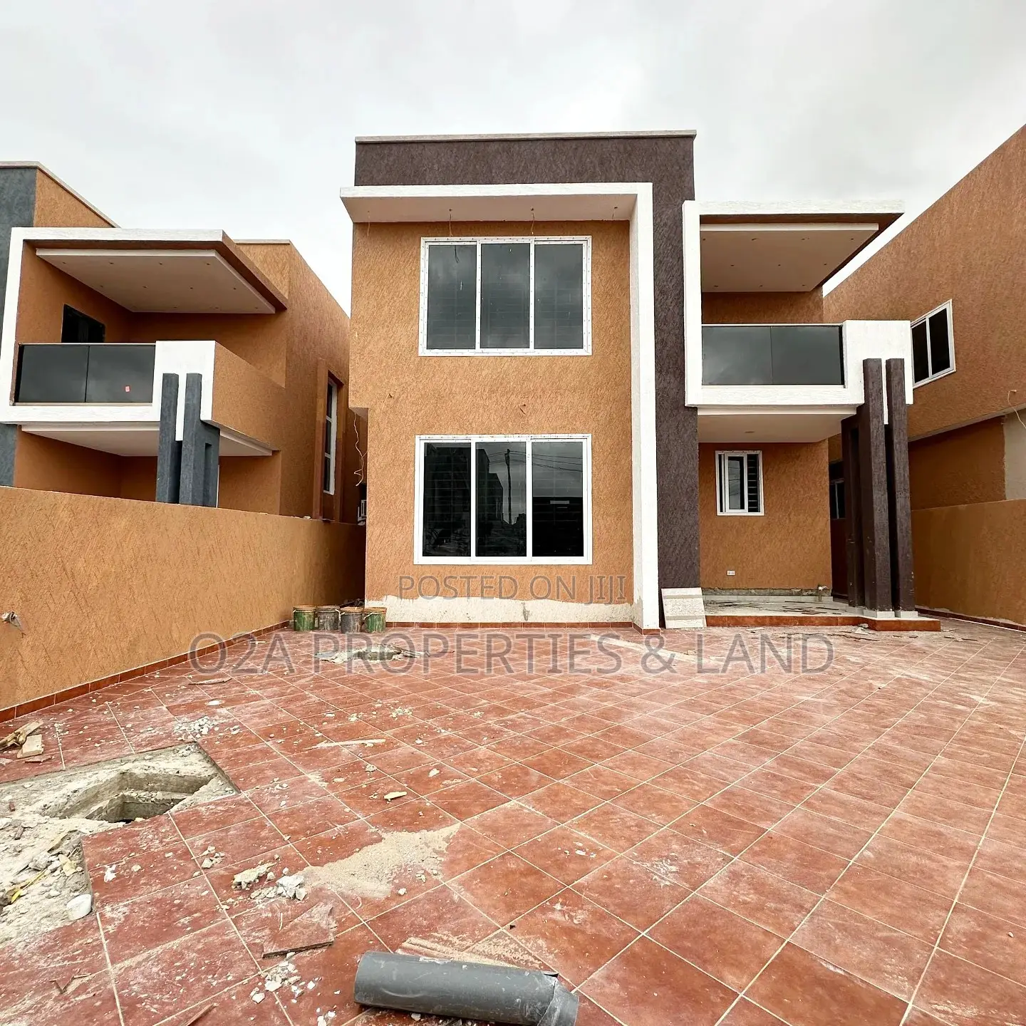 4bdrm House in Lakeside Estate for sale in Lake Side Estate