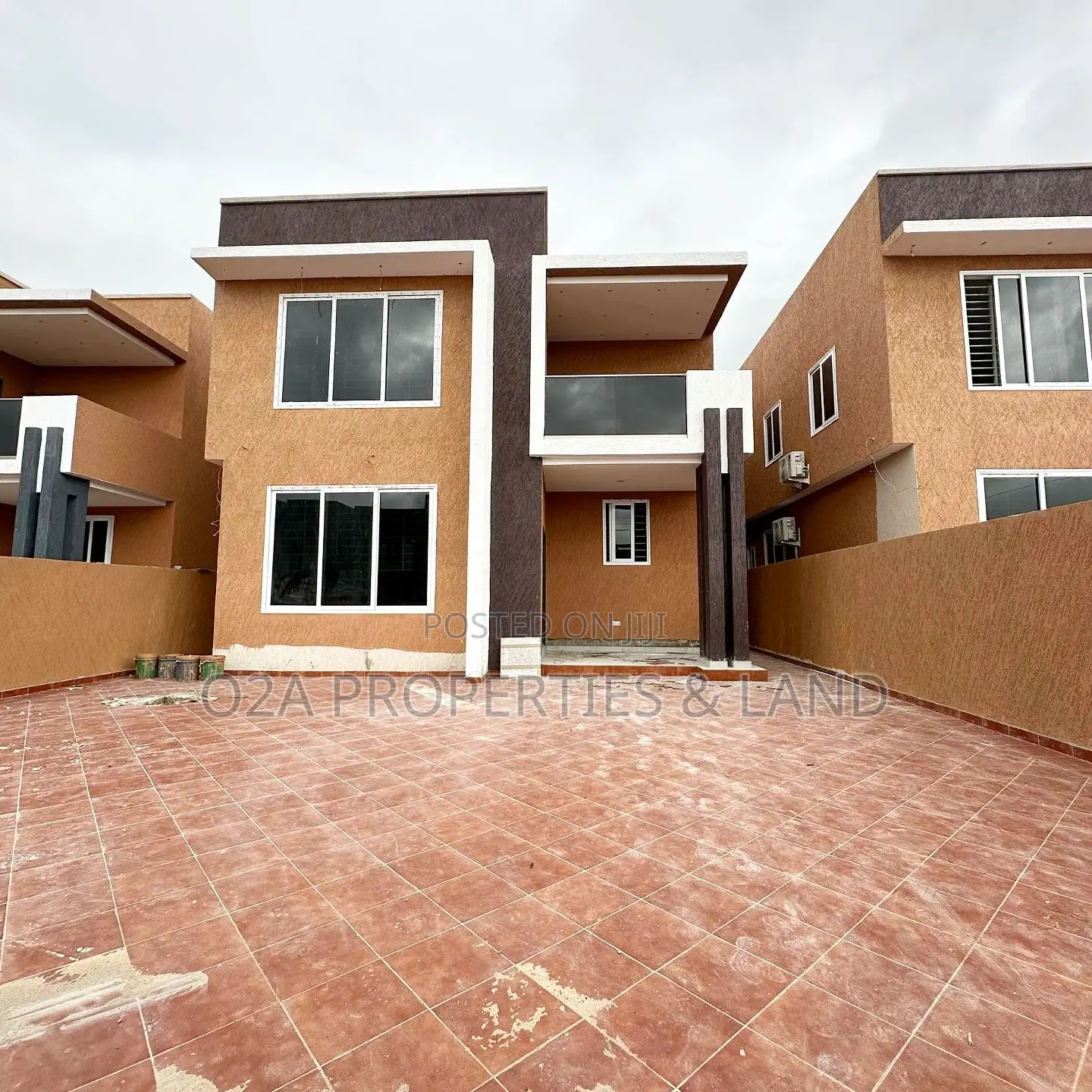 4bdrm House in Lakeside Estate for sale in Lake Side Estate