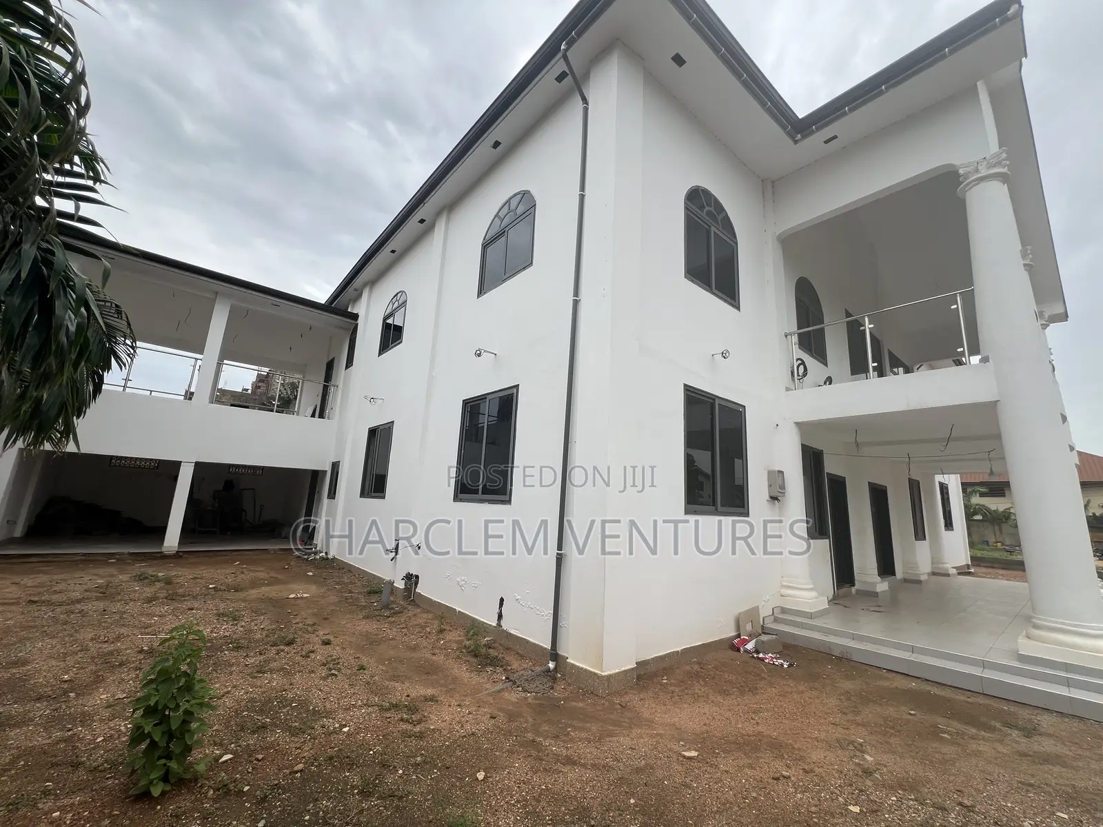 11bdrm House in Charclem Ventures Adjiriganor for sale in Adjiriganor