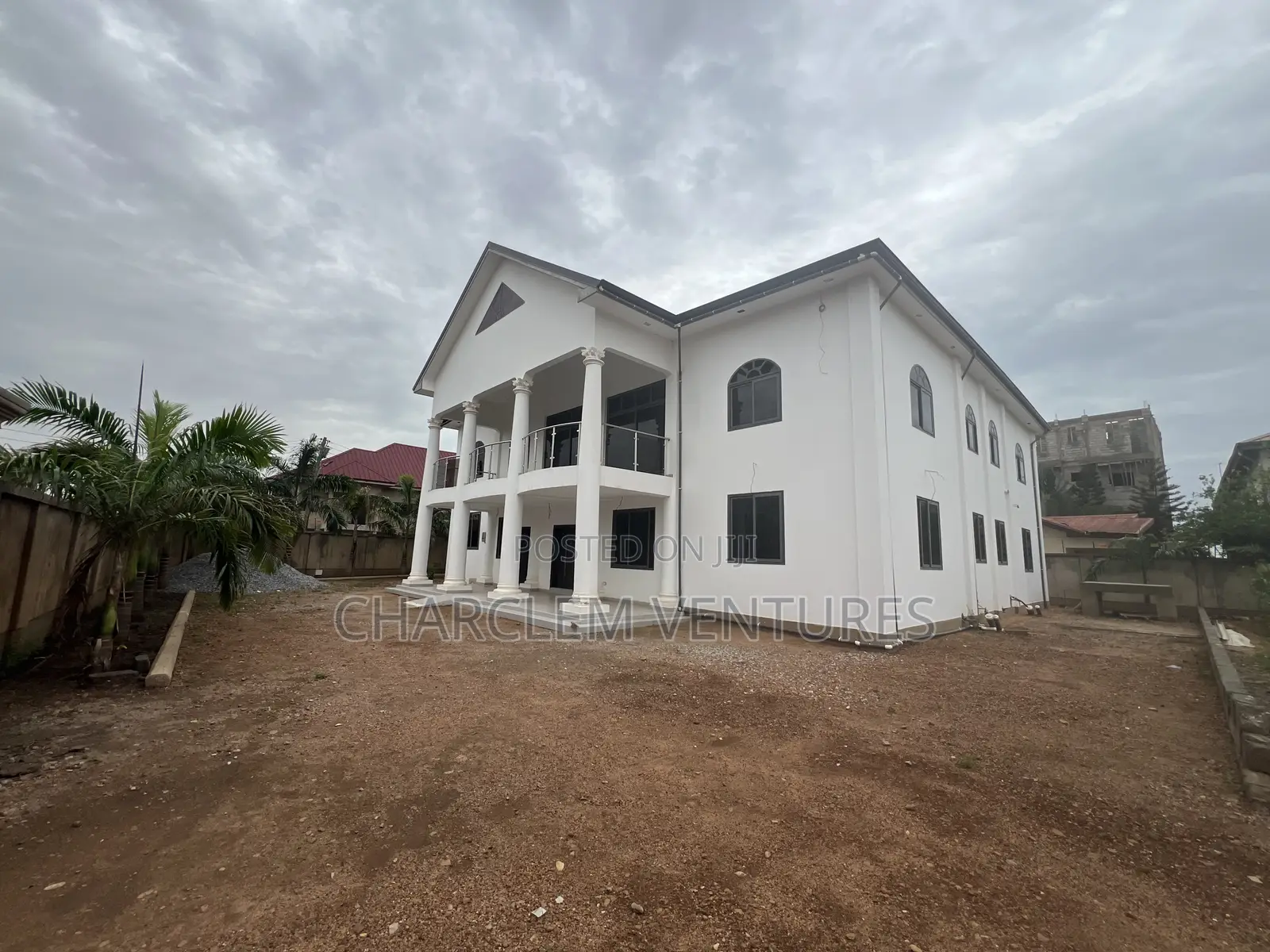 11bdrm House in Charclem Ventures Adjiriganor for sale in Adjiriganor