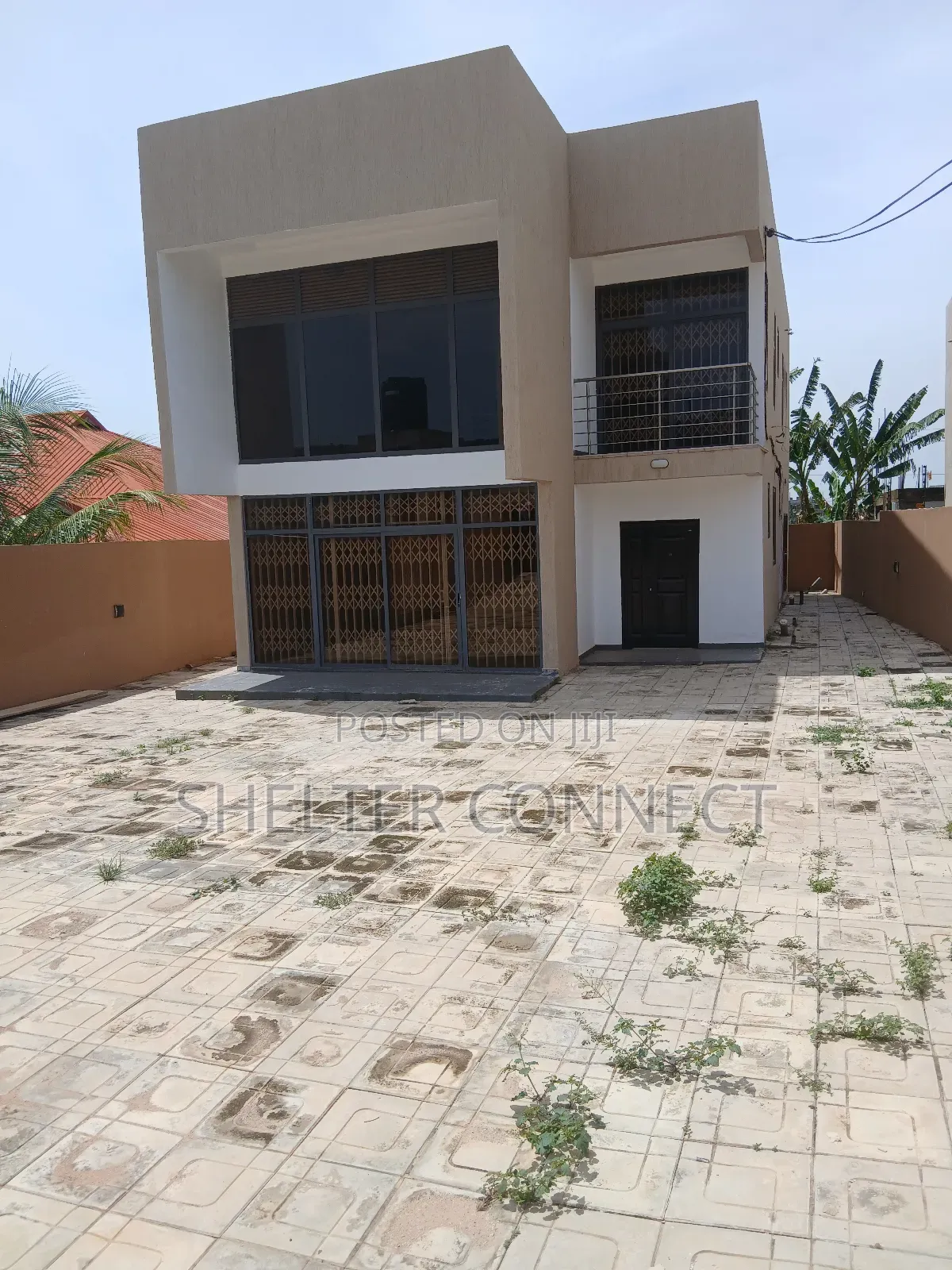 4bdrm Duplex in Oyarifa for sale in Oyarifa