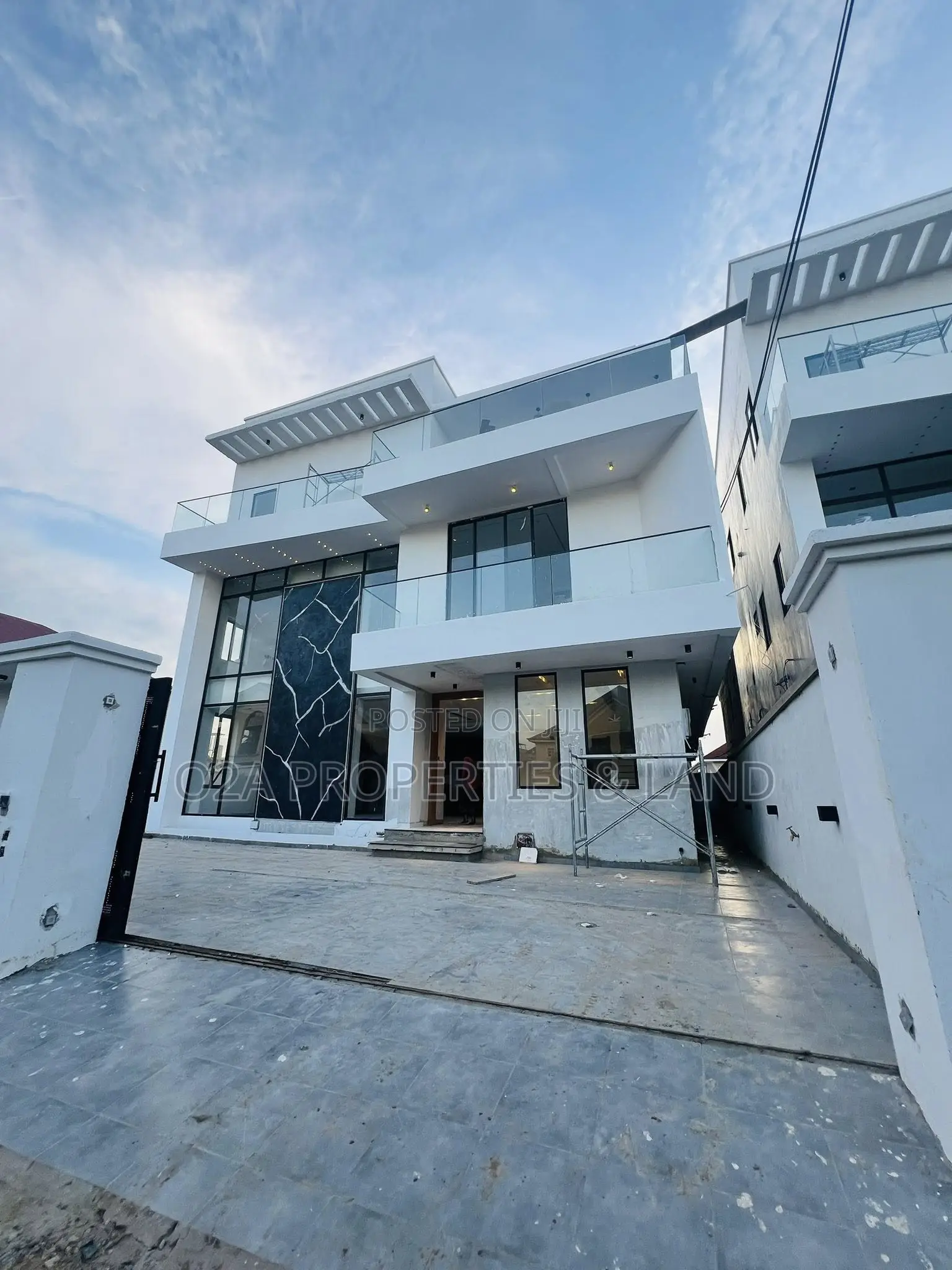 4bdrm House in Ogbojo, New Legon for sale in New Legon