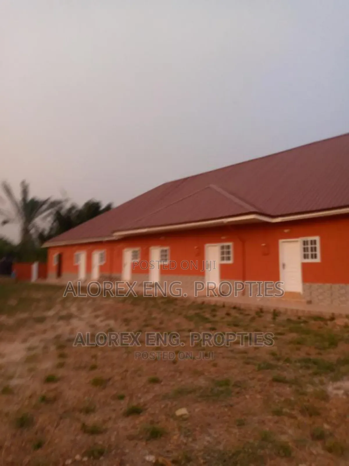 1bdrm Apartment in Chamber Self, Oyibi for rent in Oyibi