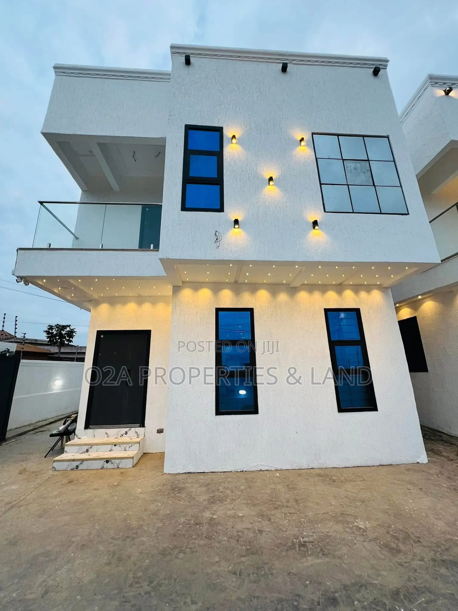 2bdrm House in Ashaley Botwe, Lake Side Estate for sale in Lake Side Estate