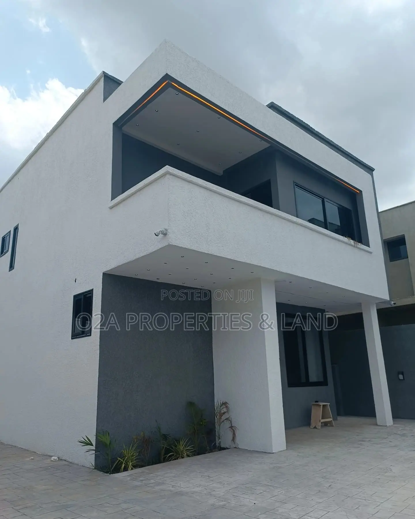 3bdrm House in Haatso, Asore Junction for sale in Asore Junction