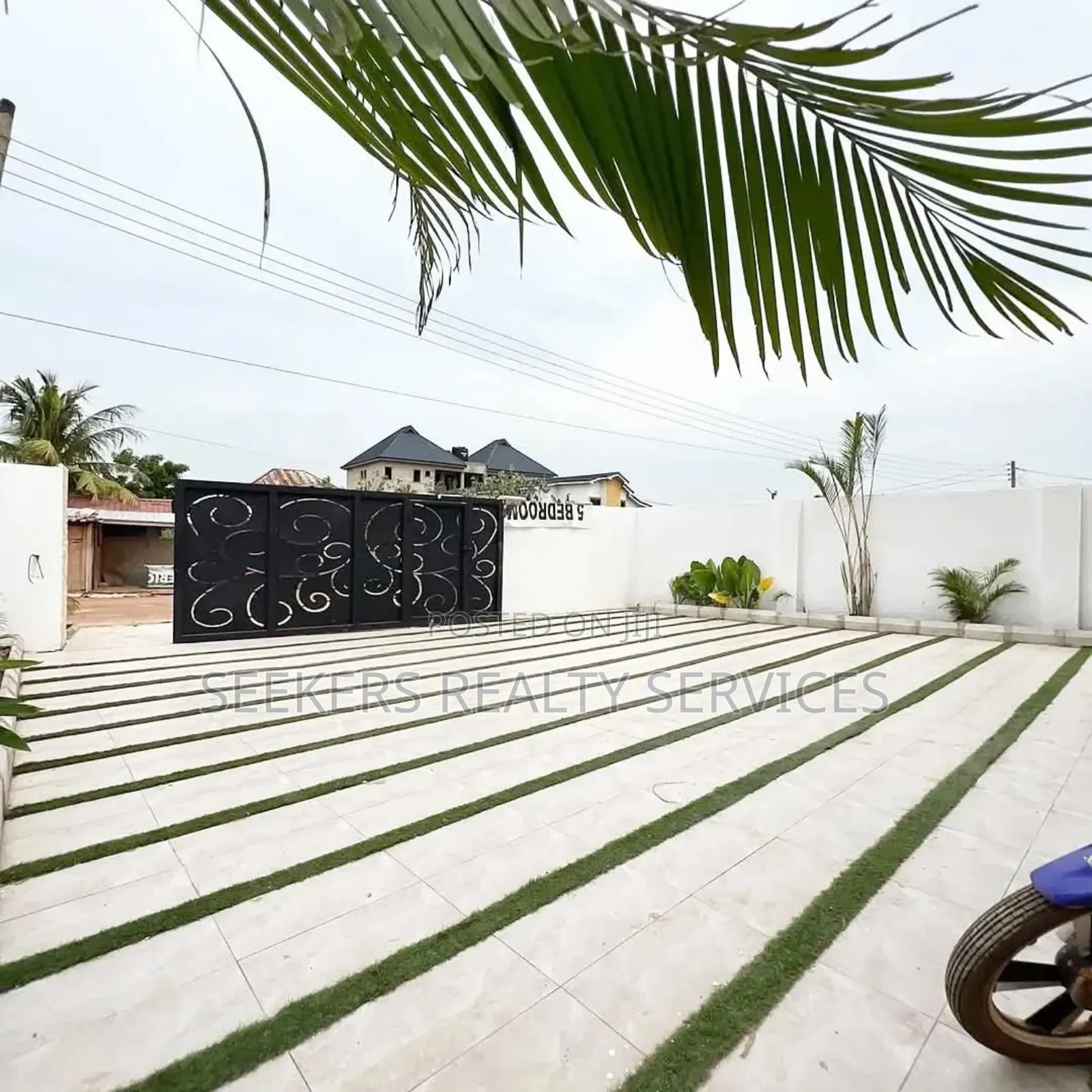 4bdrm House in Seekers Realty, Adenta for sale in Adenta