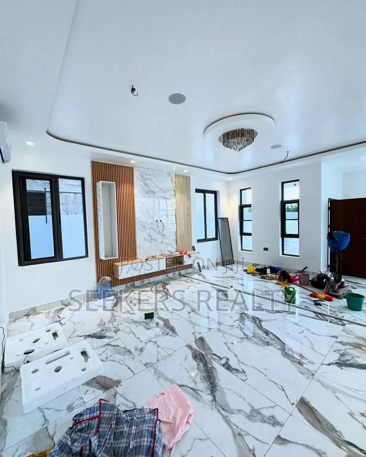5bdrm House in Seekers Realty, Adenta for sale in Adenta