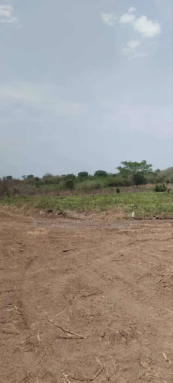 Land Ni Benk3 Gbehe in Kasoa