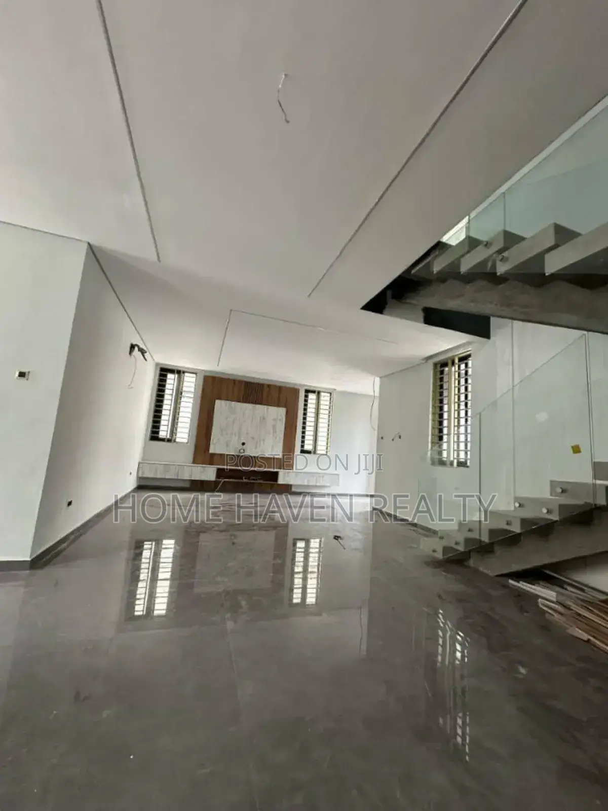 4bdrm House in East Airport, Tseaddo for sale in Tseaddo