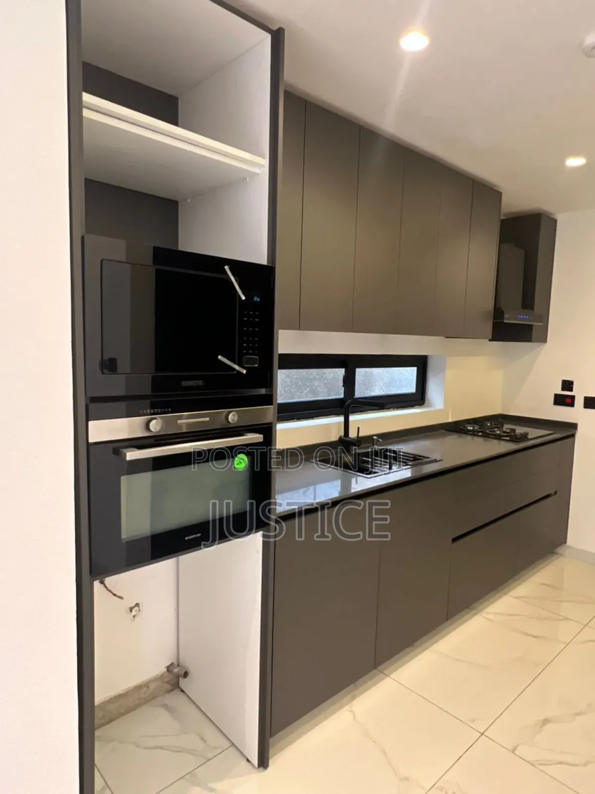 3bdrm Duplex in Zoomlion West, East Legon for sale in East Legon