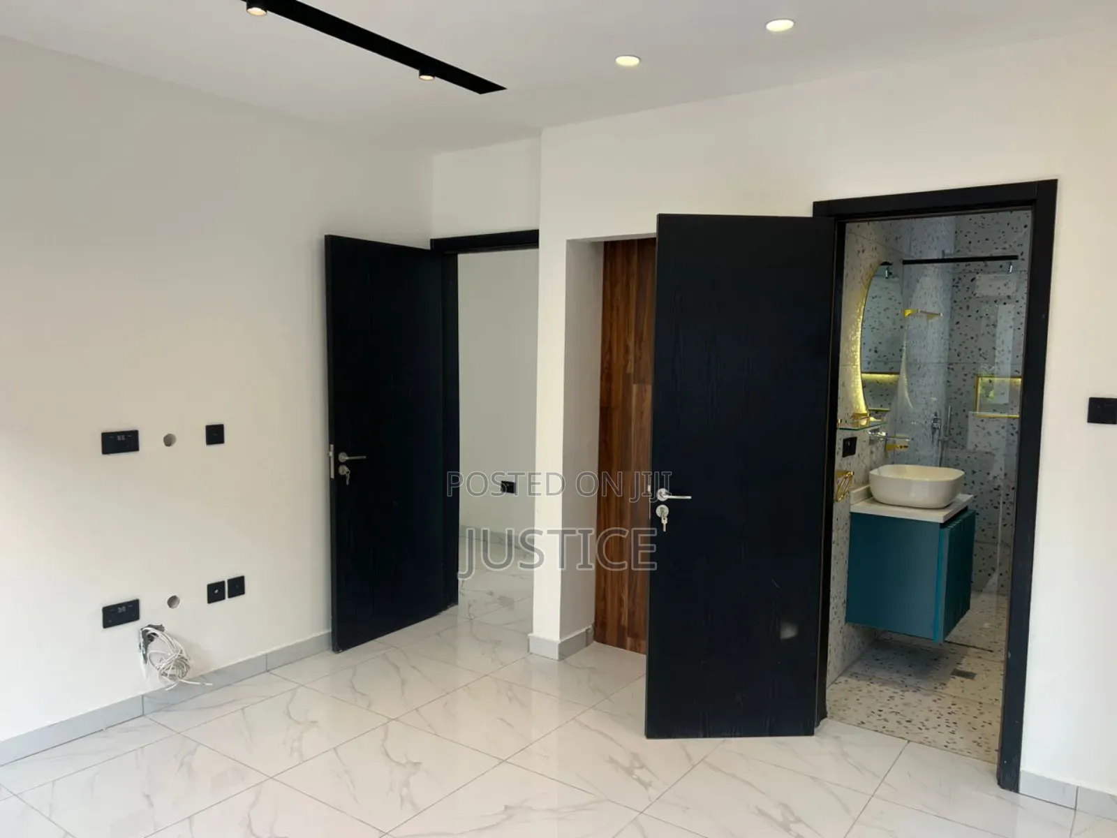 3bdrm Duplex in Zoomlion West, East Legon for sale in East Legon