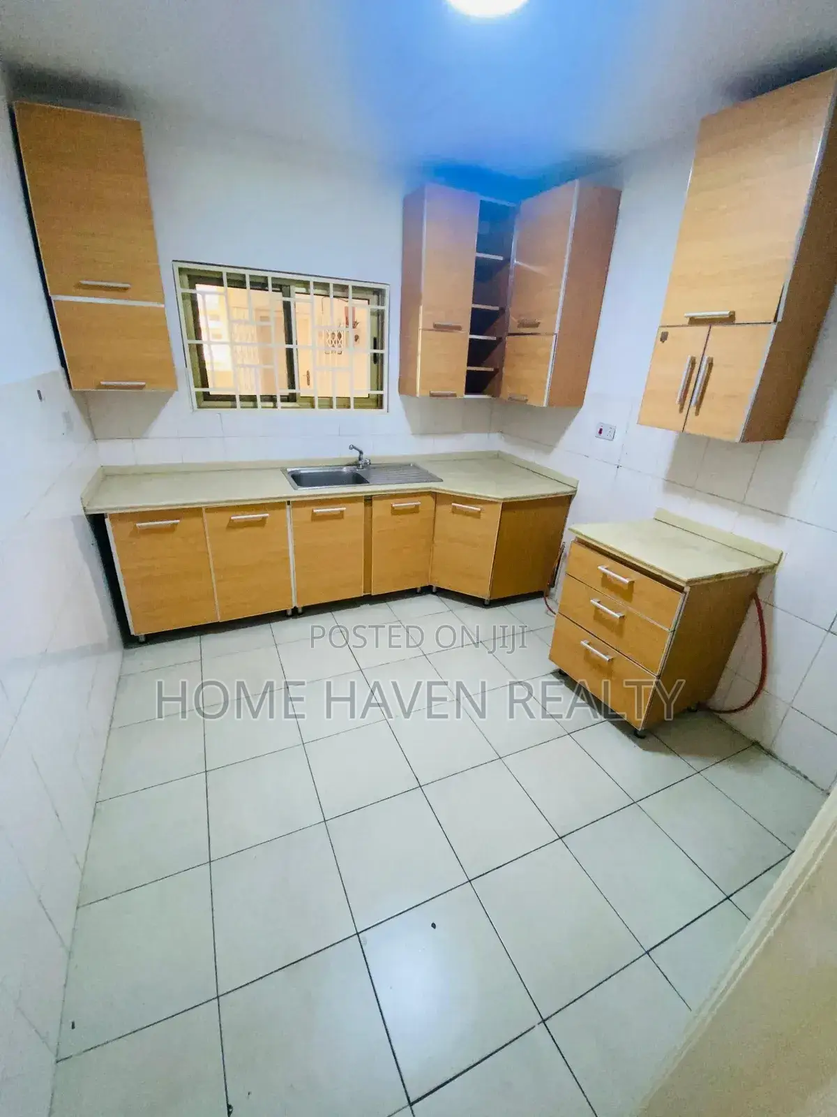 2bdrm Apartment in Dzorwulu for rent in Dzorwulu