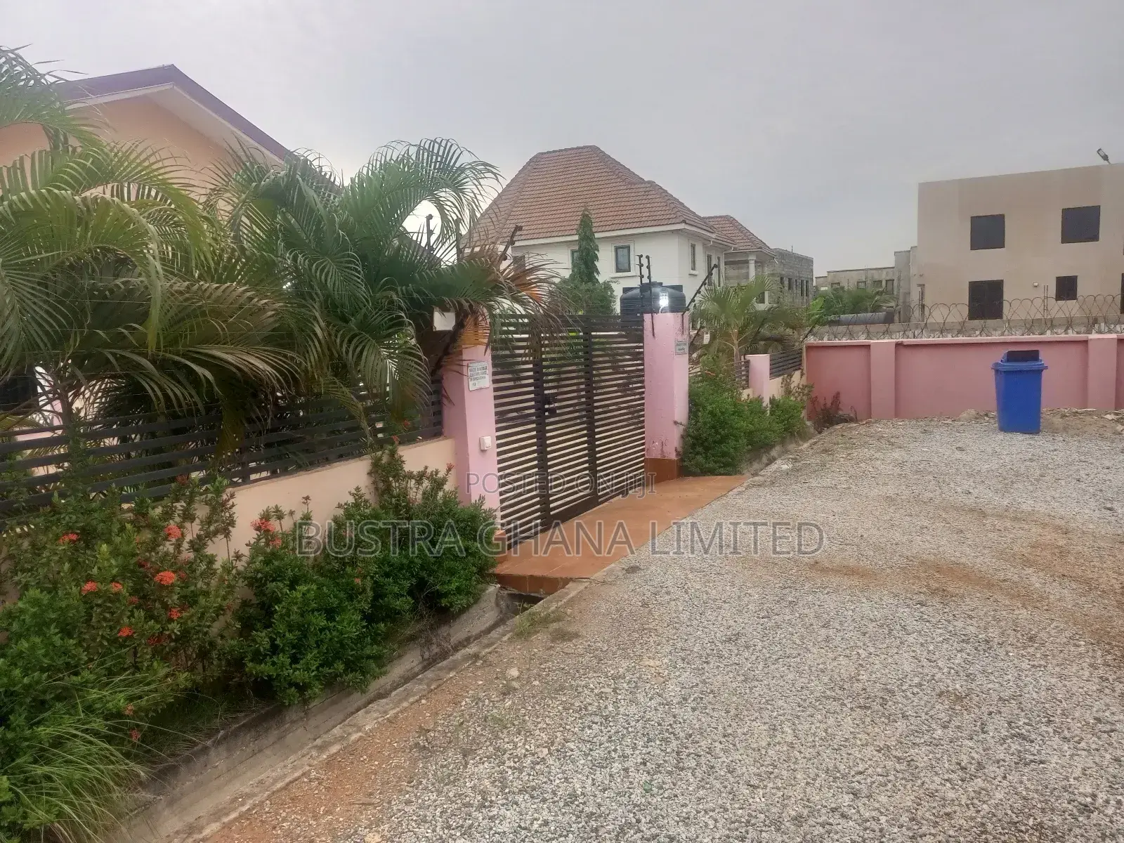 3bdrm House in Community 25 Savanna, Tema Metropolitan for sale in Tema Metropolitan