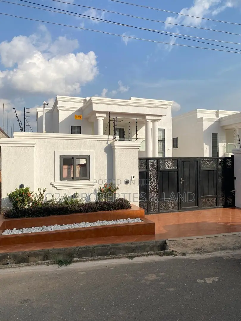 Furnished 5bdrm House in Kumasi Hilltop for sale in Kumasi Metropolitan