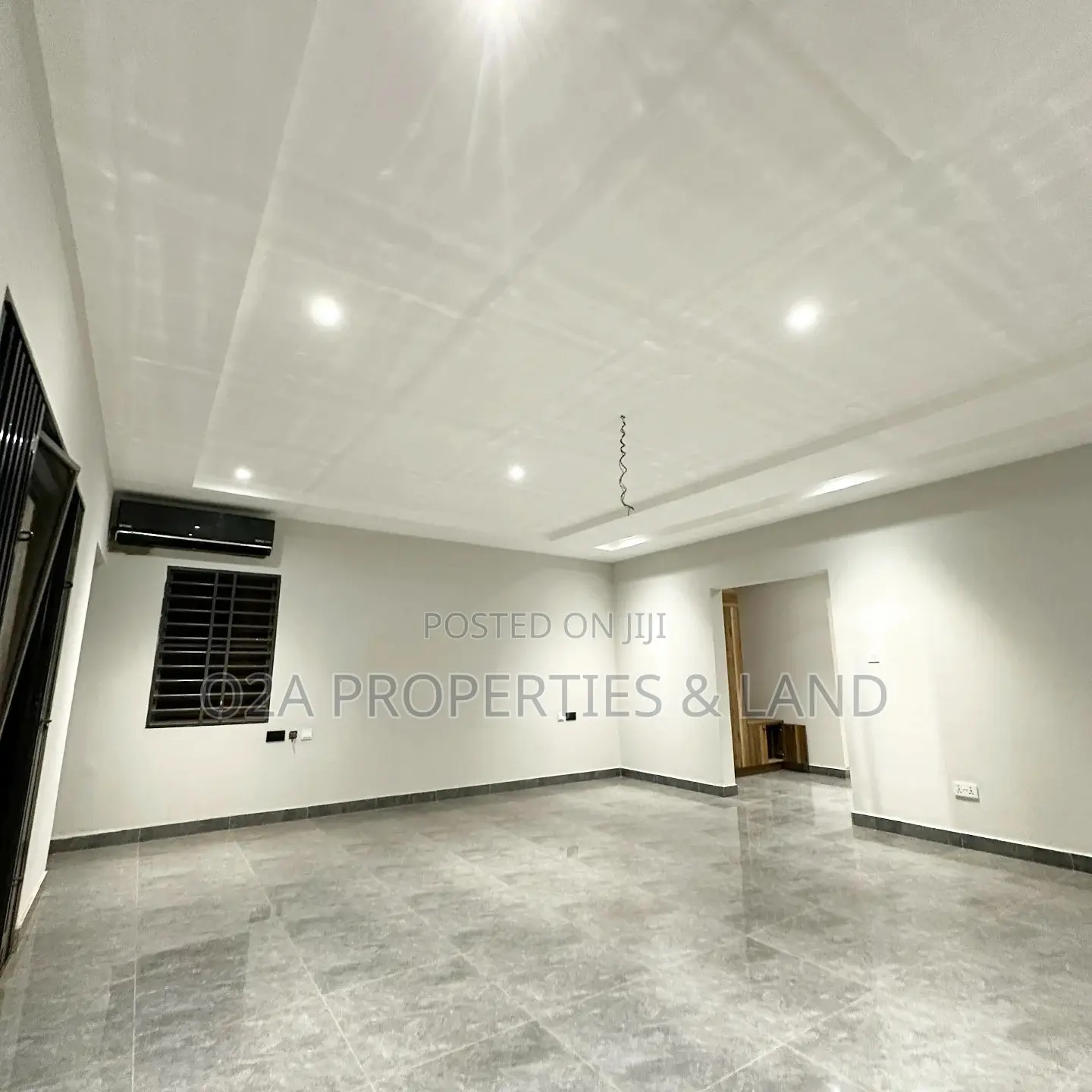 4bdrm House in Lakeside Estate for sale in Lake Side Estate