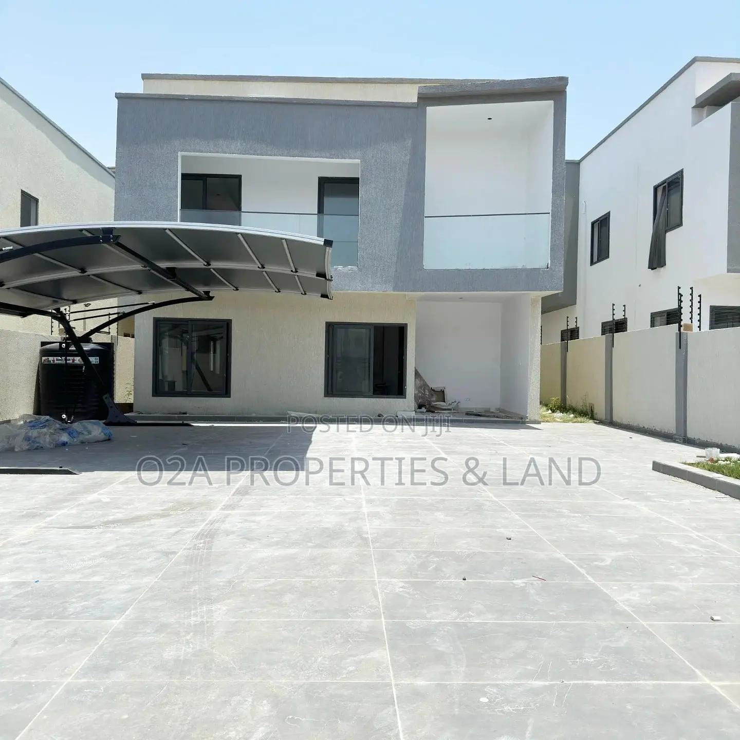4bdrm House in East Airport for sale in Airport Residential Area