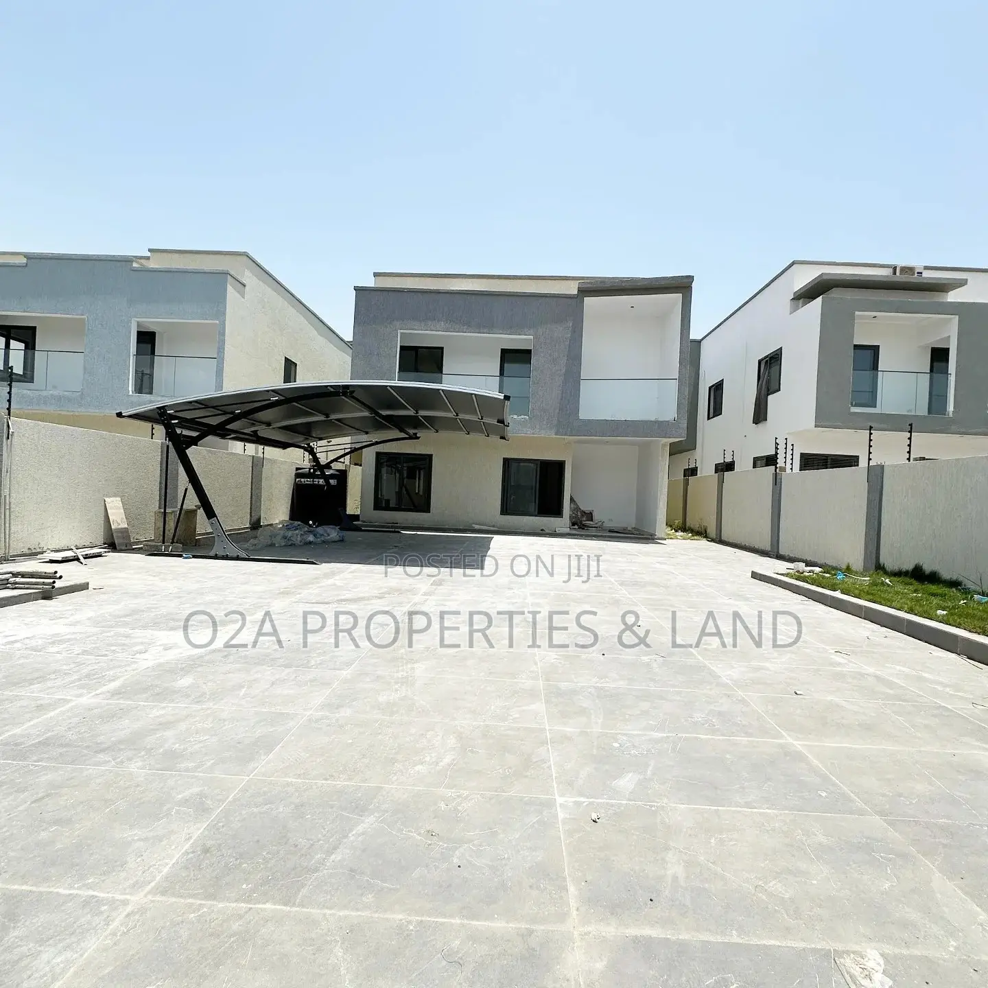 4bdrm House in East Airport for sale in Airport Residential Area