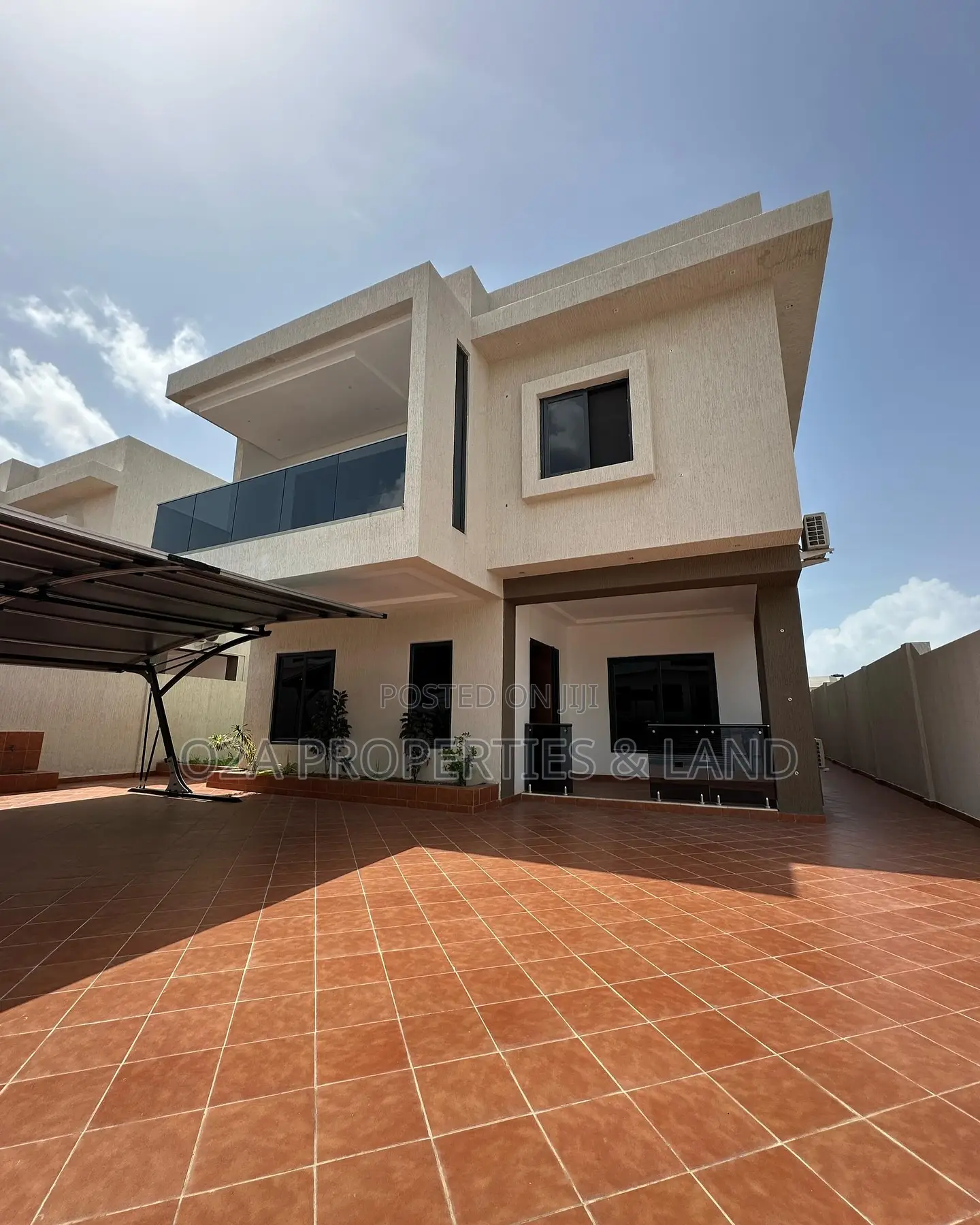 4bdrm House in East Airport for sale in Airport Residential Area