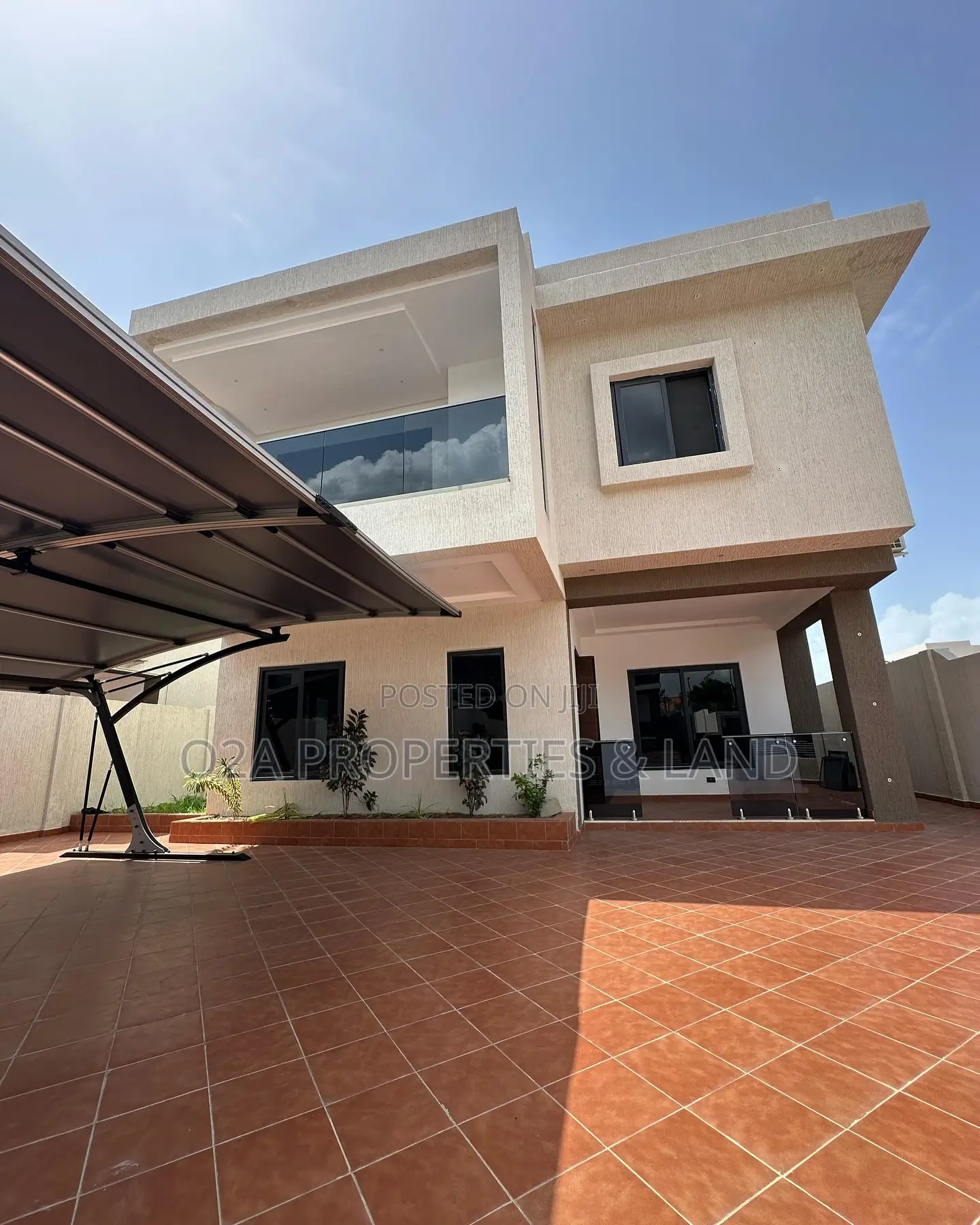4bdrm House in East Airport for sale in Airport Residential Area