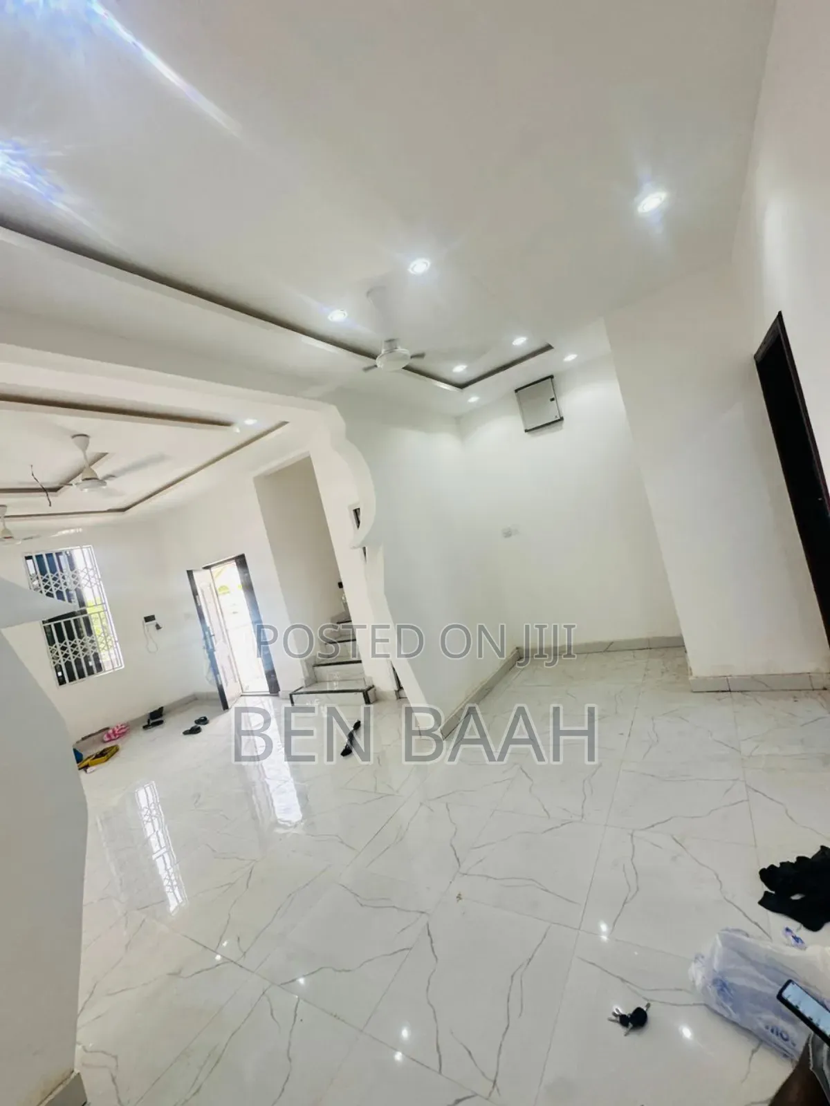 3bdrm Duplex in Ben Properties, Ofankor for sale in Ofankor
