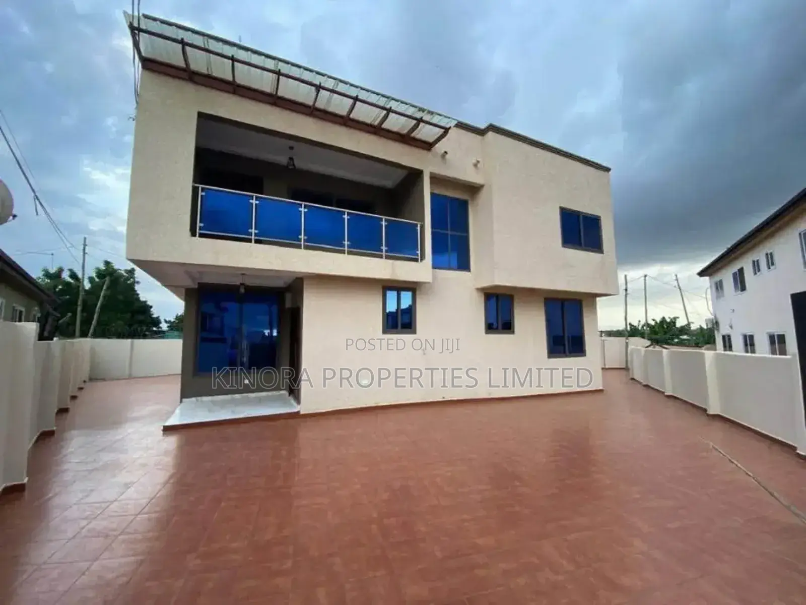 Newly Built 3 Bedroom Self Compound House- 1 Boys Quarters in Oyarifa