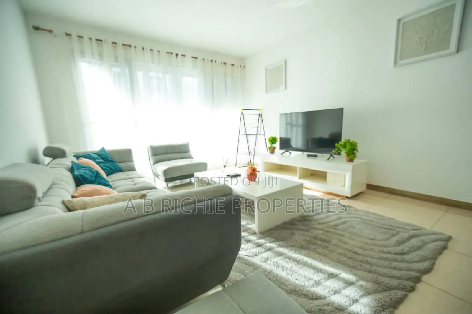 Furnished 2bdrm Apartment in Ab Richie, East Legon for rent in East Legon