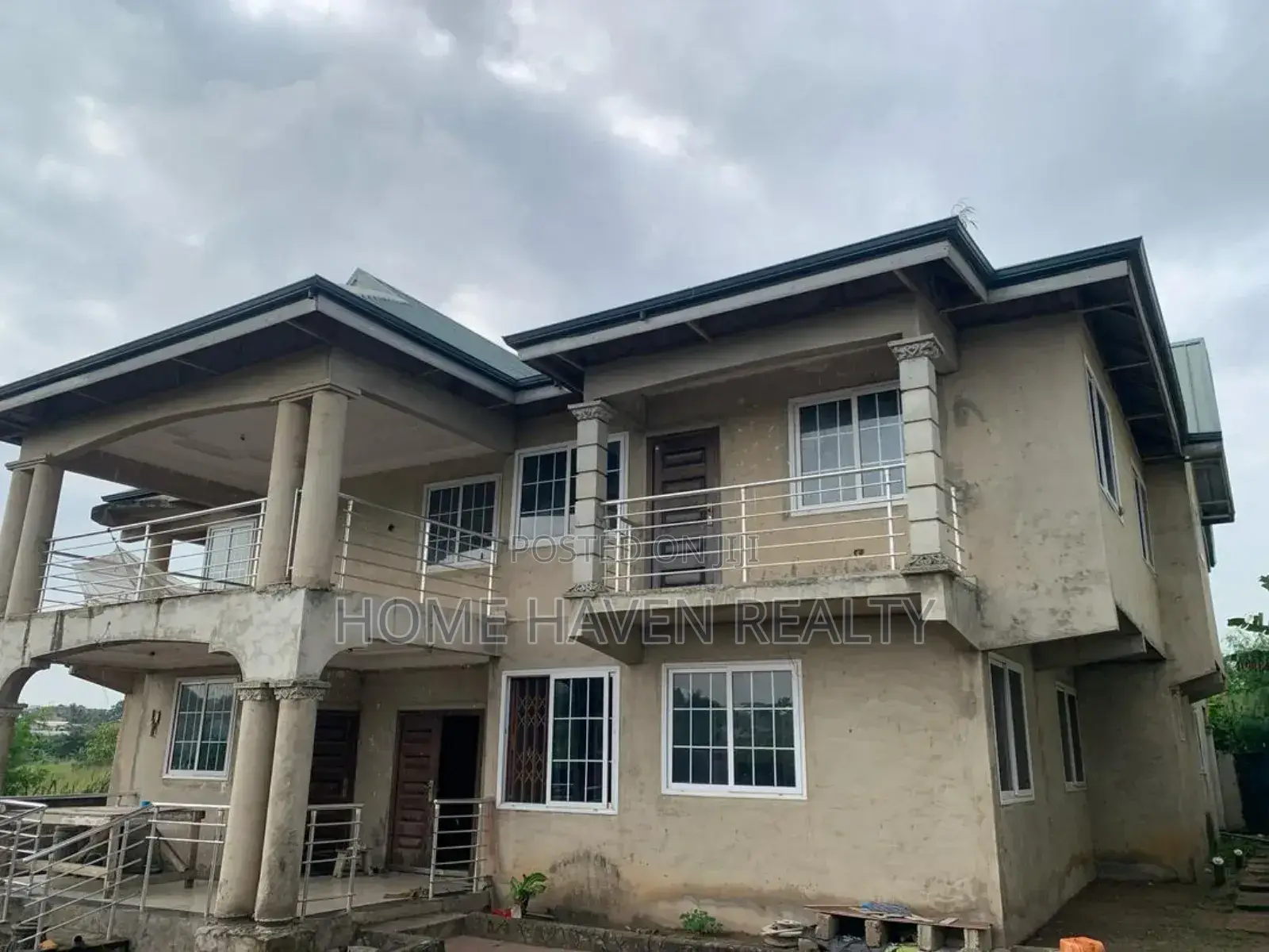 7bdrm House in Koans Panpanso, Amasaman for sale in Amasaman