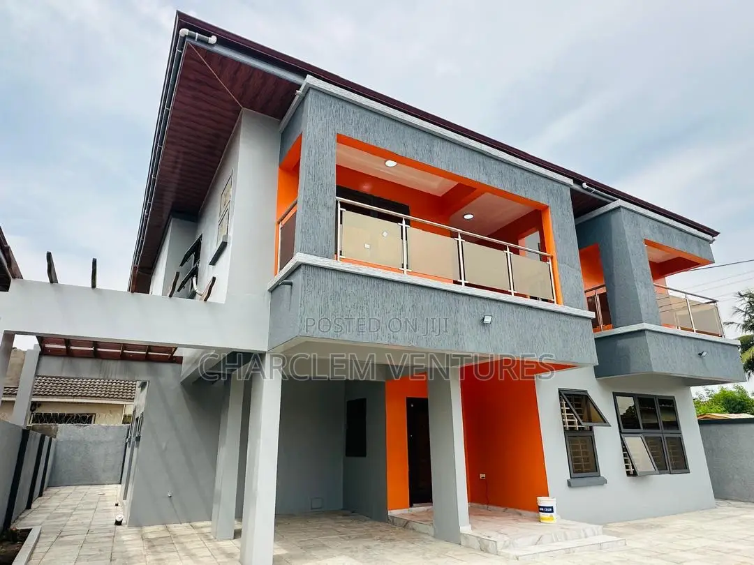 4bdrm House in Charclem Ventures, ECOMOG for sale in ECOMOG