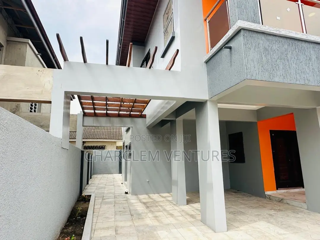 4bdrm House in Charclem Ventures, ECOMOG for sale in ECOMOG