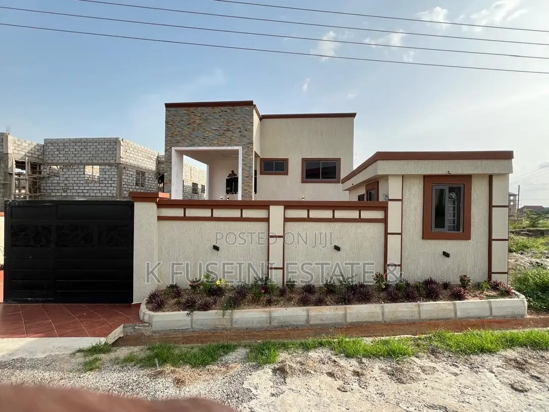 4bdrm House in K Fuseini Estate, Kumasi Metropolitan for sale in Kumasi Metropolitan