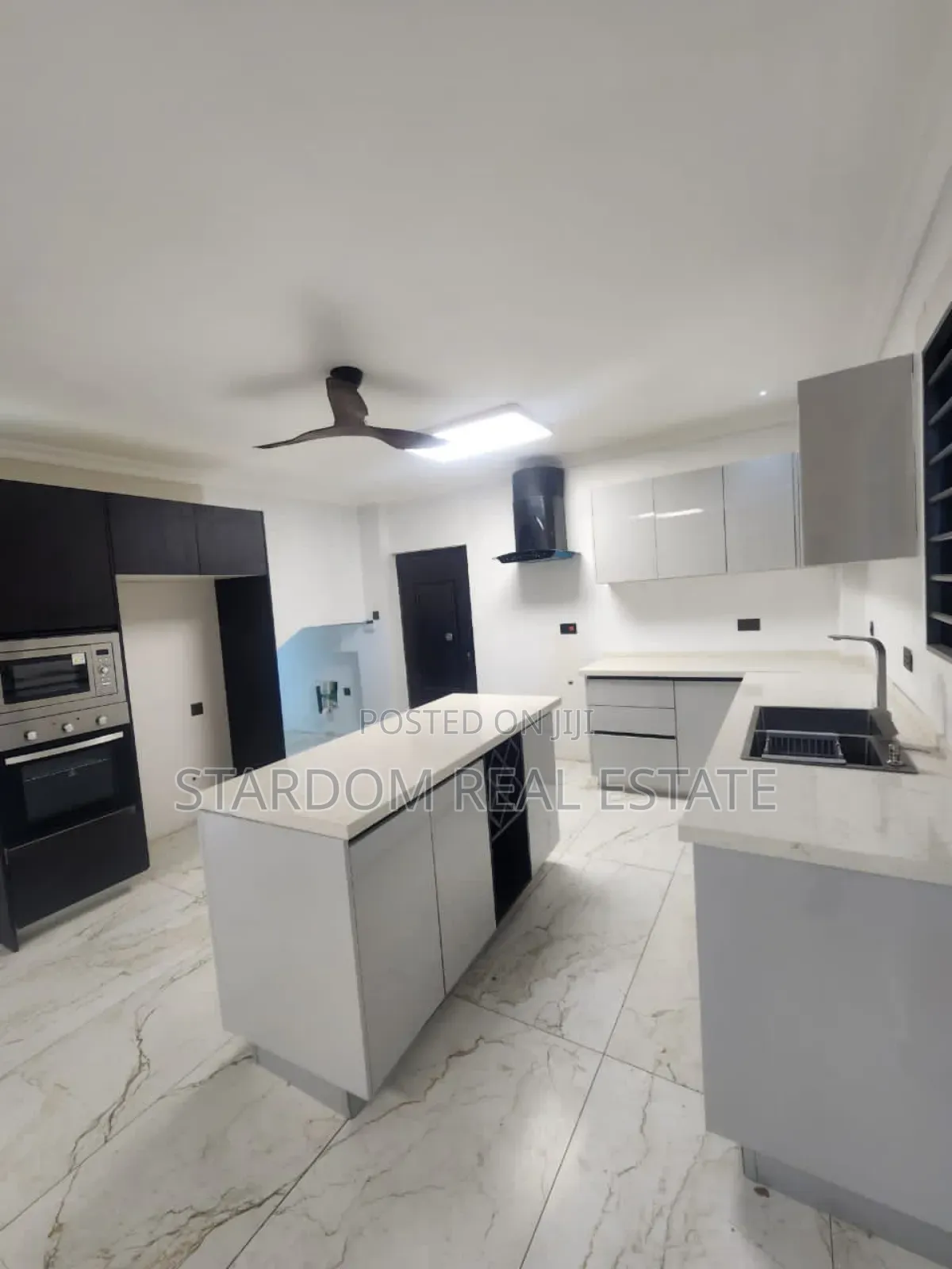 3bdrm Duplex in Ogbojo, East Legon for rent in East Legon