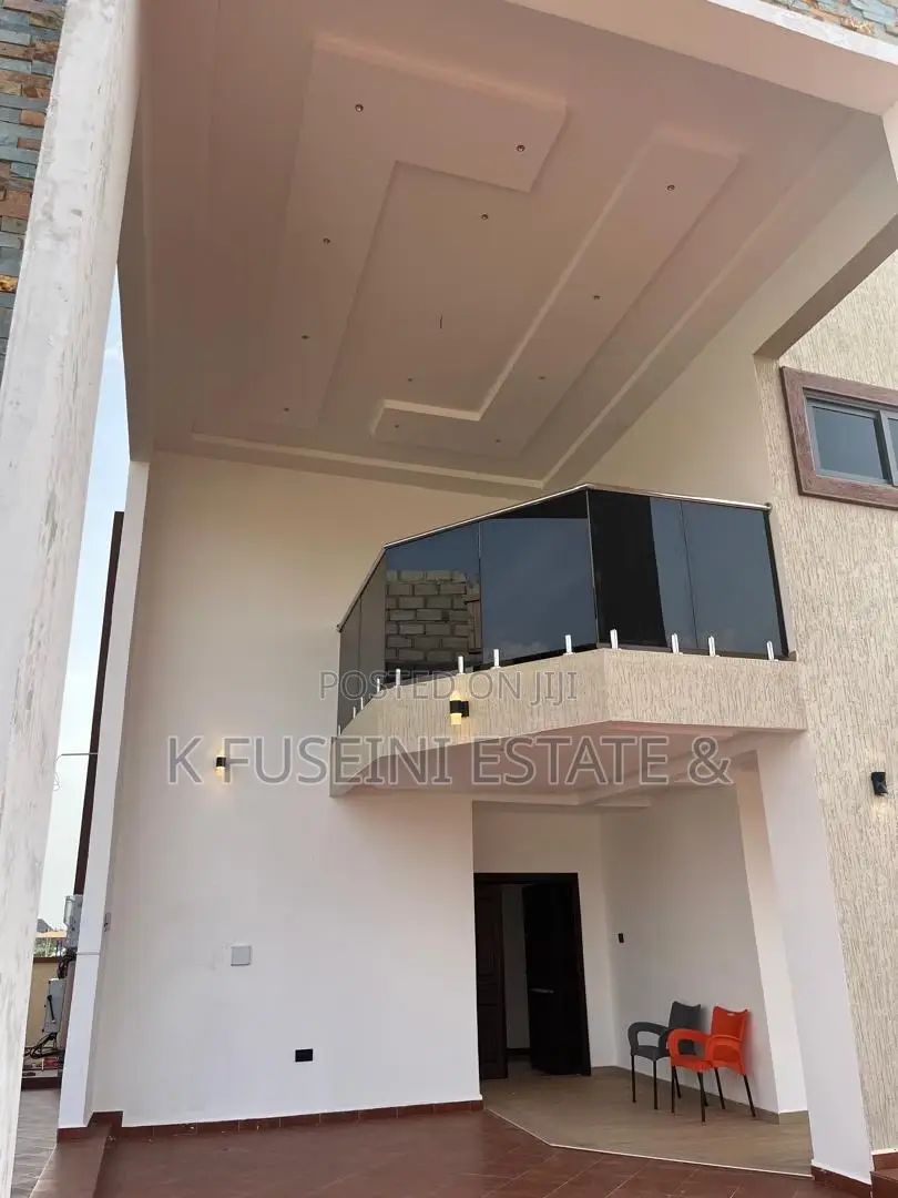 5bdrm House in K Fuseini Estate, Kumasi Metropolitan for sale in Kumasi Metropolitan