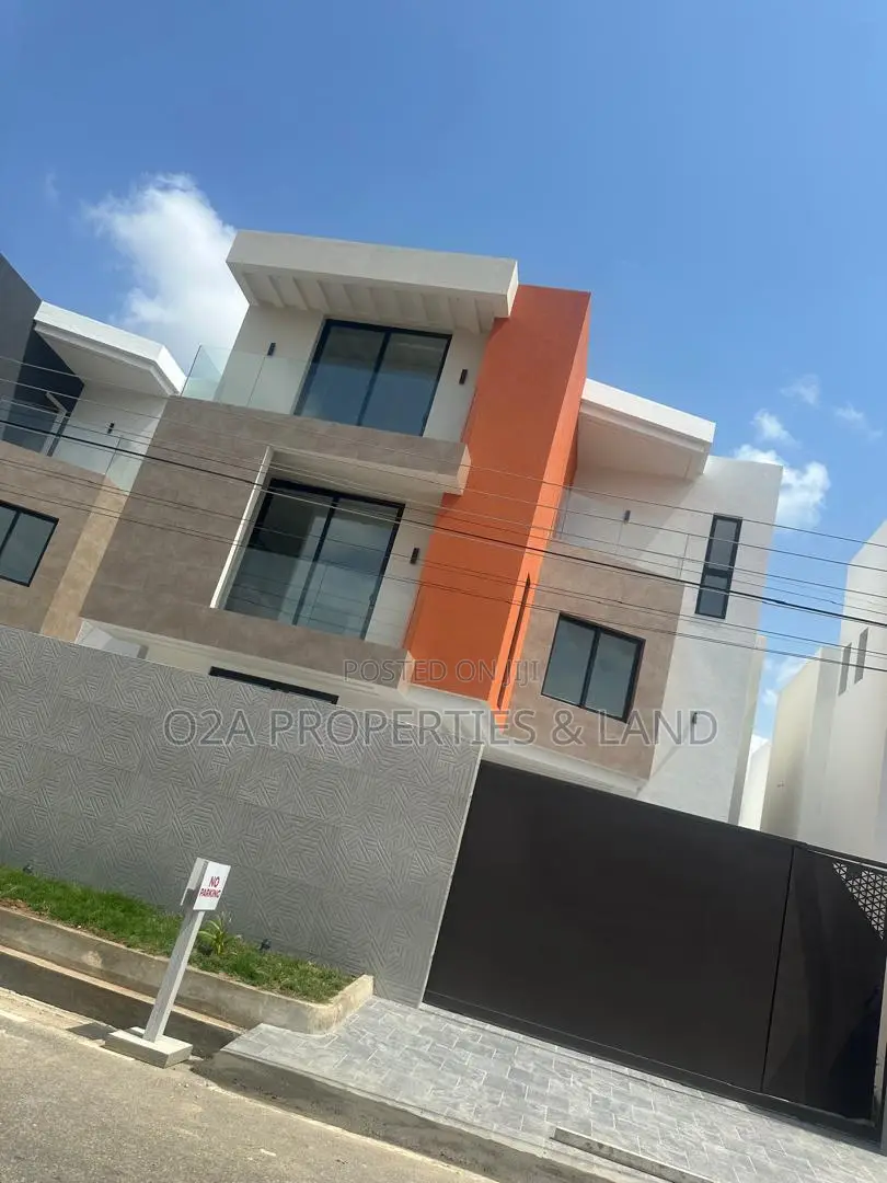 4bdrm House in Dzorwulu for sale in Dzorwulu