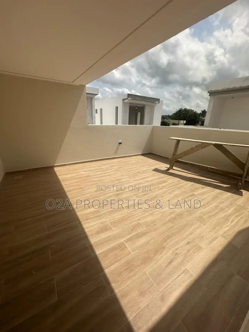 4bdrm House in Dzorwulu for sale in Dzorwulu