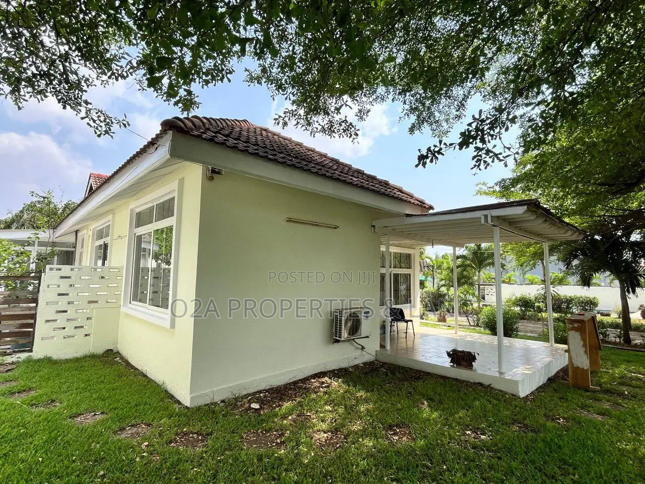 6bdrm House in East Legon, Bawaleshie for rent in Bawaleshie