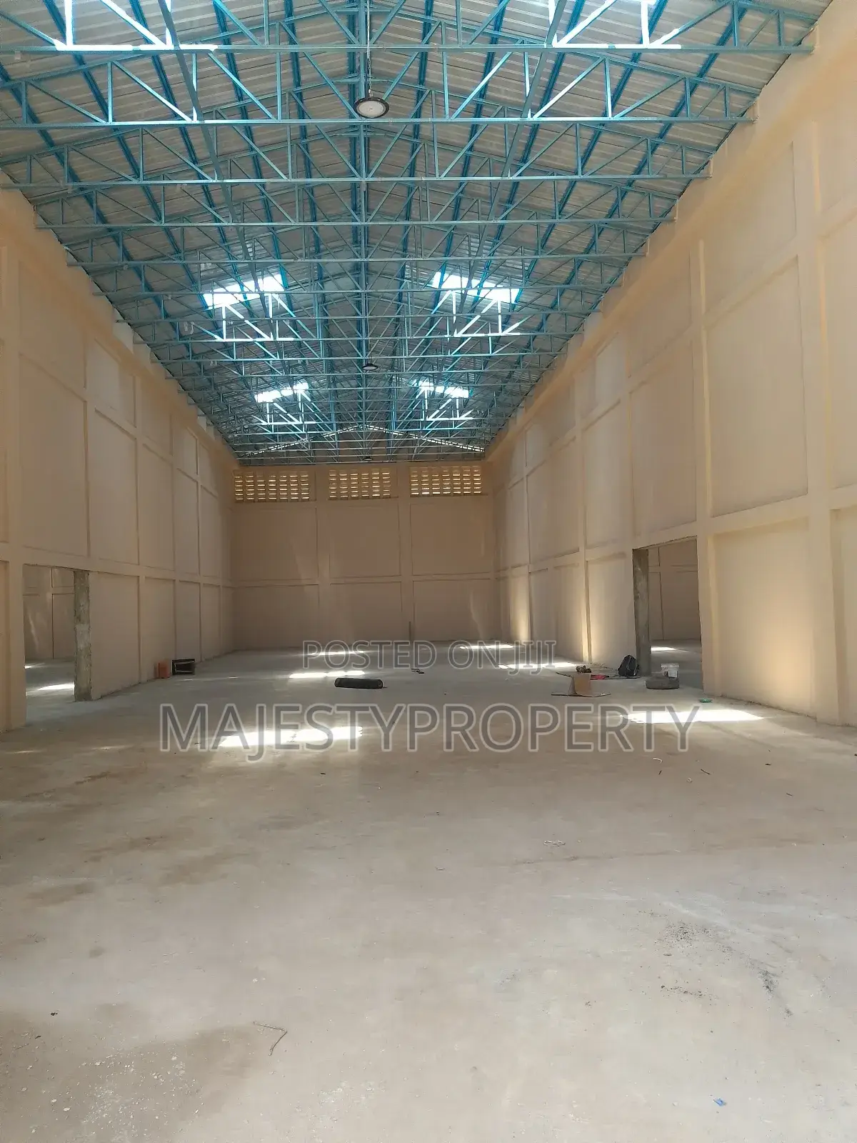 Newly Built 2,000 SQM Warehouse for Rent at Spintex in Baatsona Total