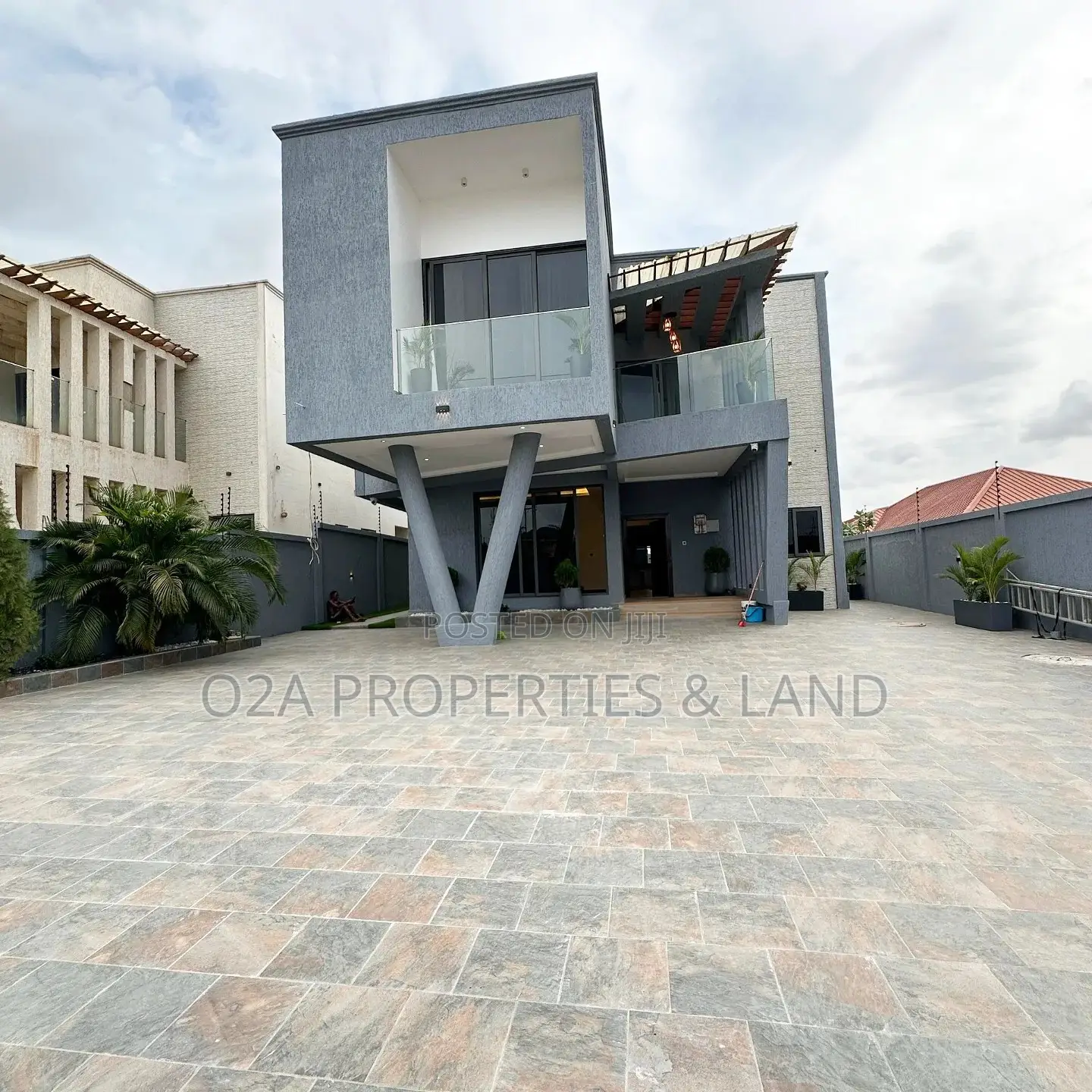 4bdrm House in East Legon Hills, Bawaleshie for sale in Bawaleshie