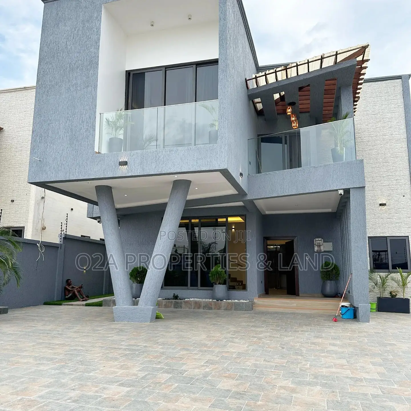 4bdrm House in East Legon Hills, Bawaleshie for sale in Bawaleshie
