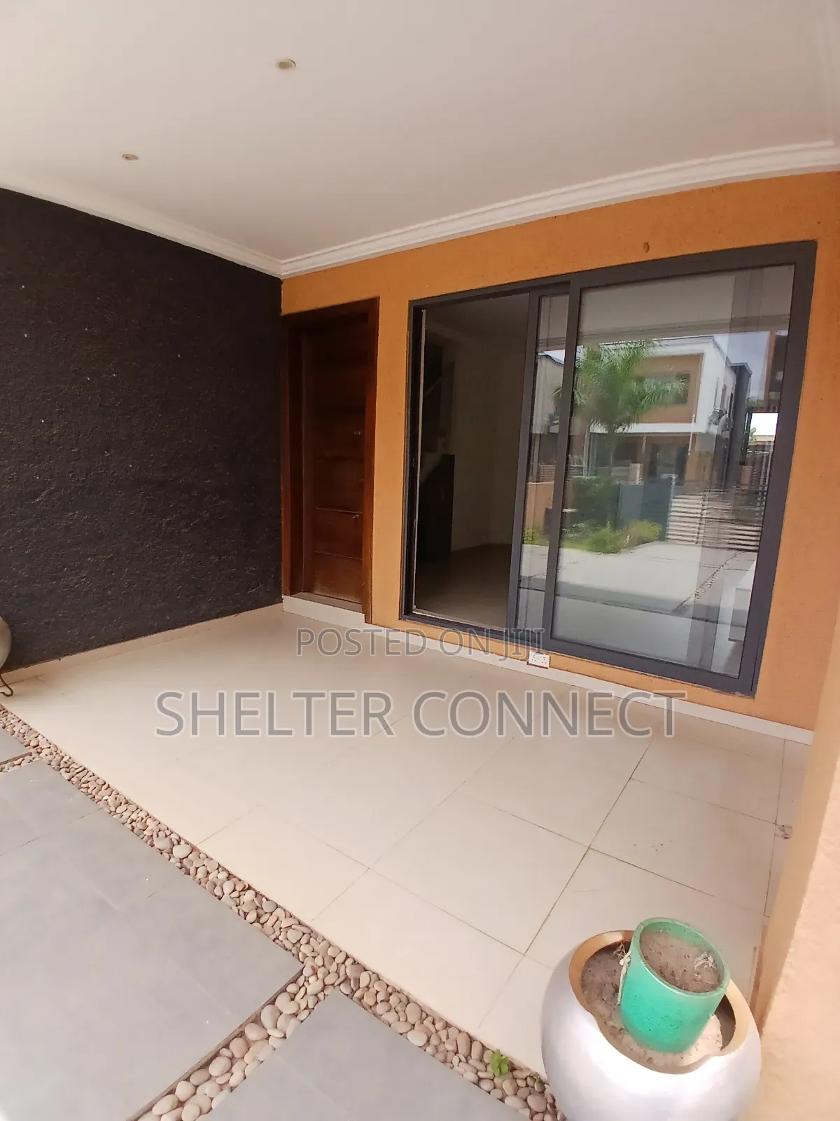 3bdrm Duplex in Ayi Mensah, Oyarifa for rent in Oyarifa