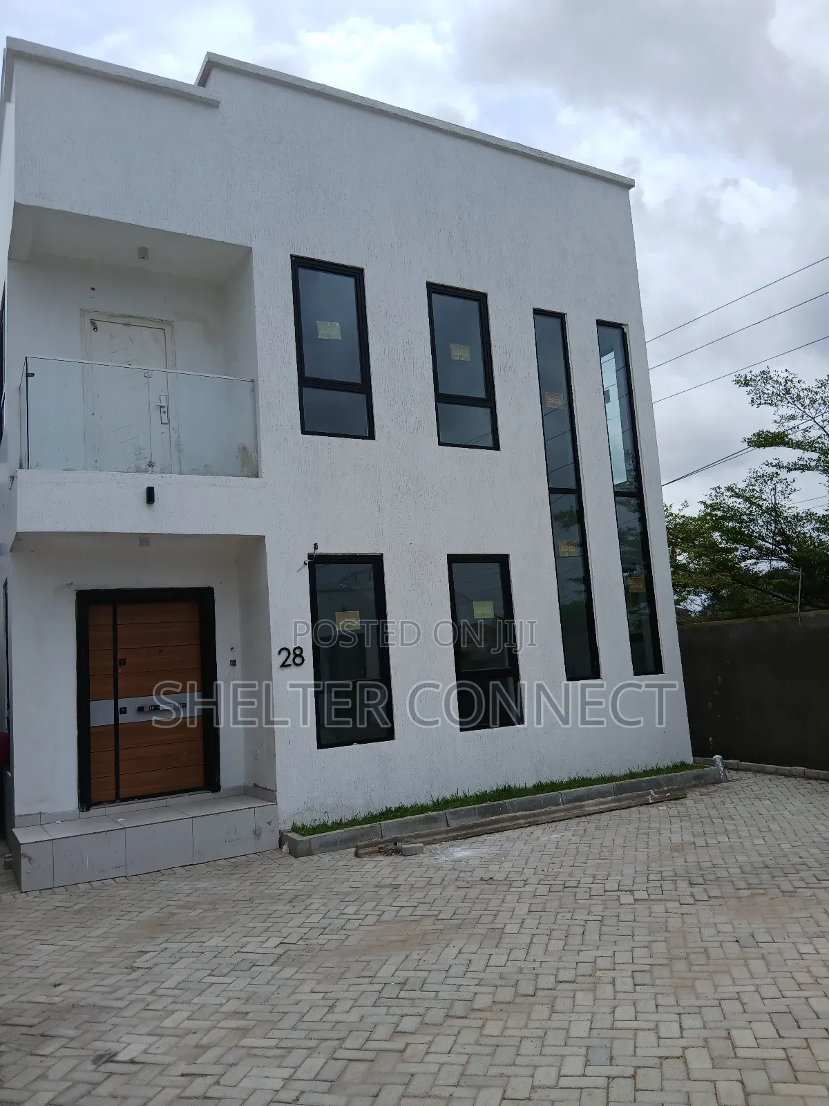 3bdrm Duplex in North Legon for sale in North Legon
