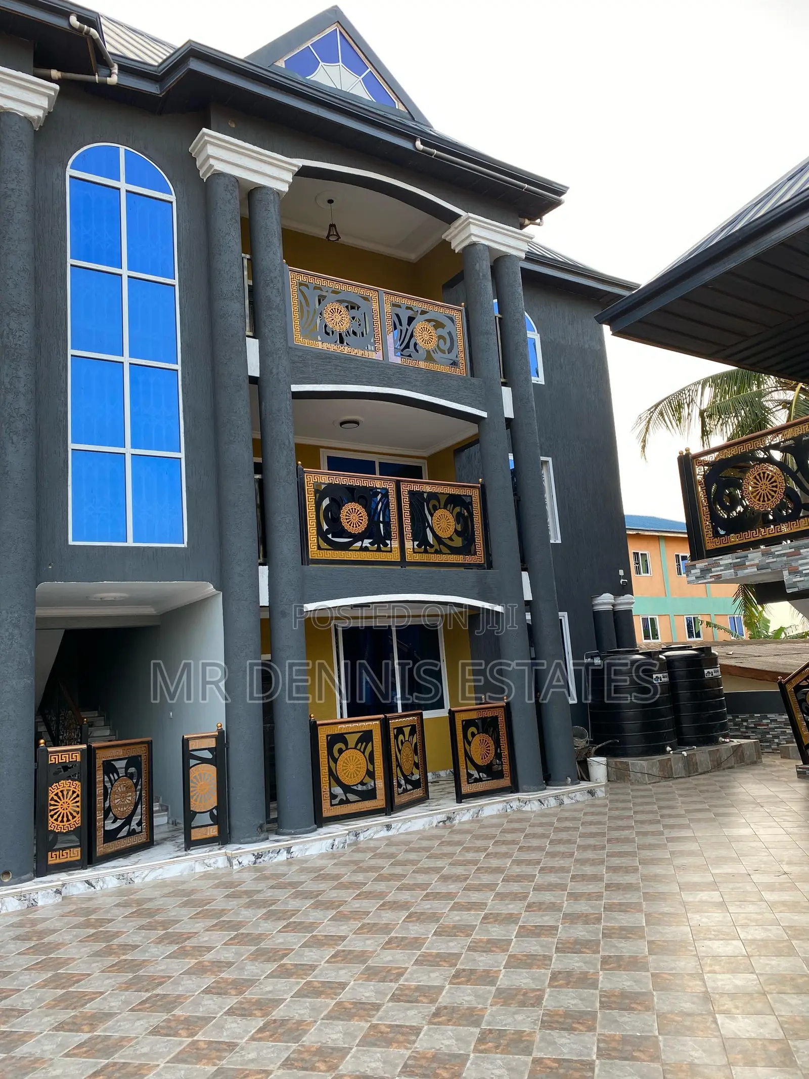 3bdrm Apartment in Westhills Mall for rent in West Hills Mall Area