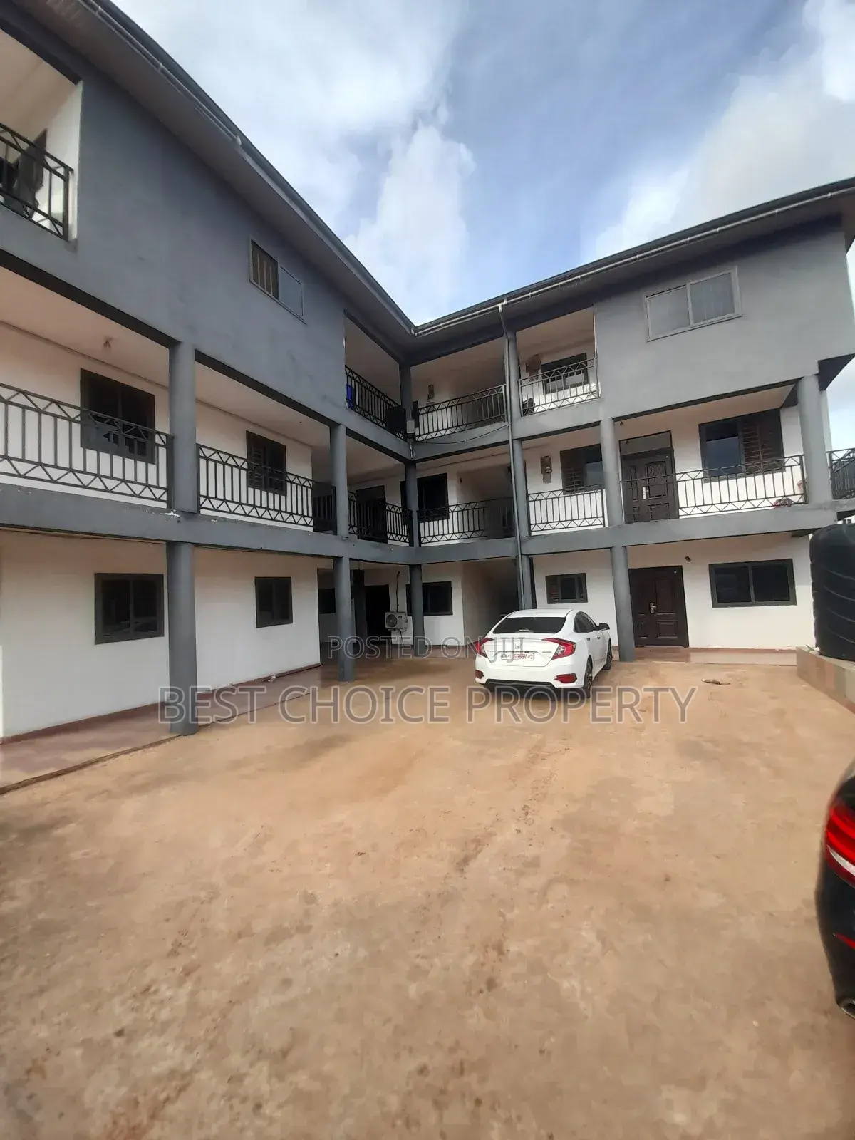 2 Bedrooms Apartments Available at Lakeside for Rent in Lake Side Estate
