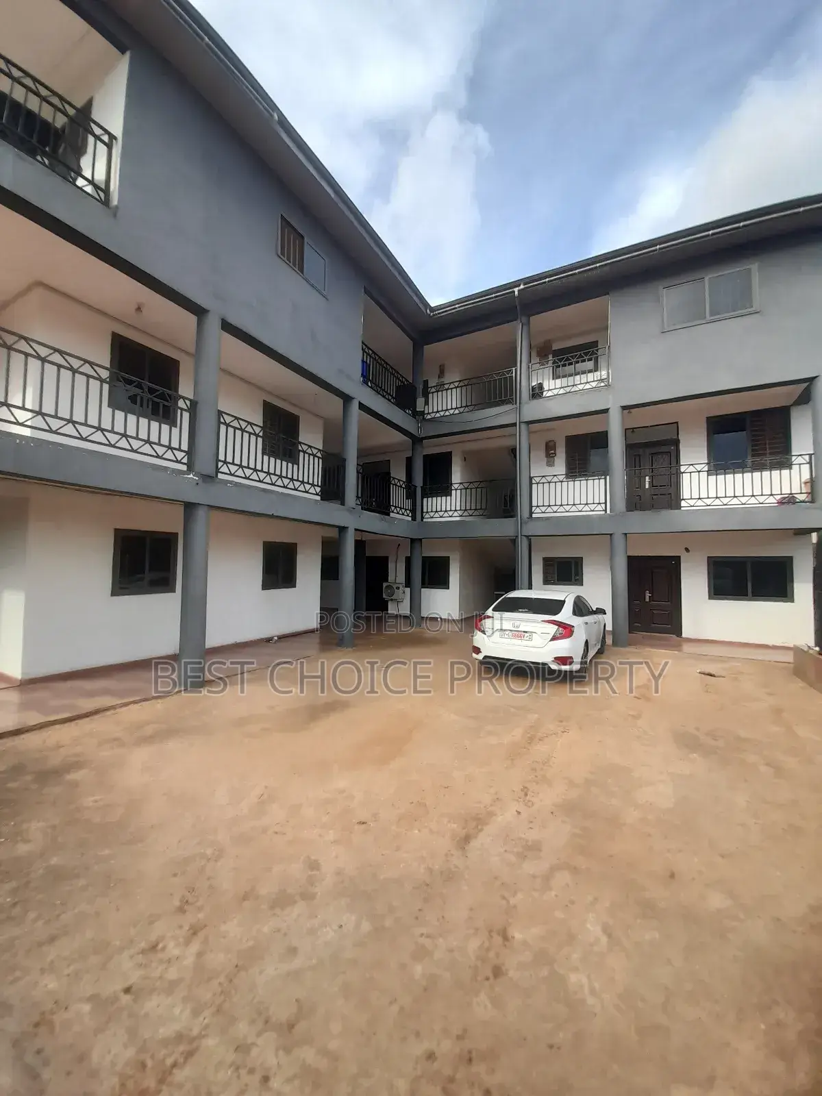 2 Bedrooms Apartments Available at Lakeside for Rent in Lake Side Estate